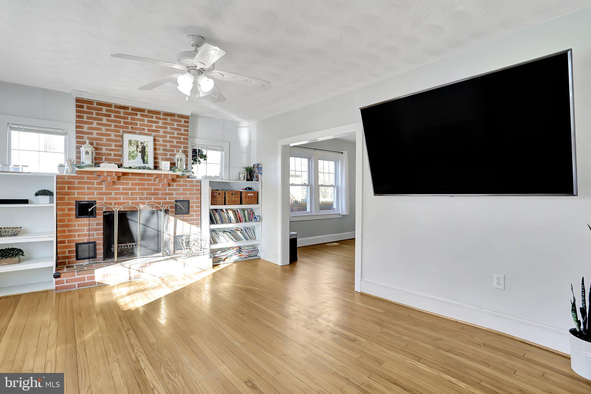 CHARLES TOWN - Residential