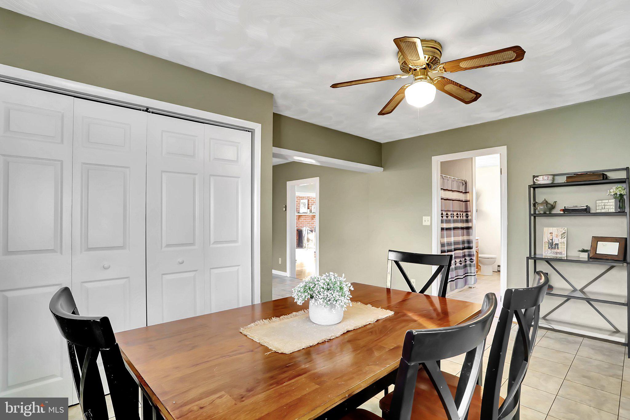 CHARLES TOWN - Residential