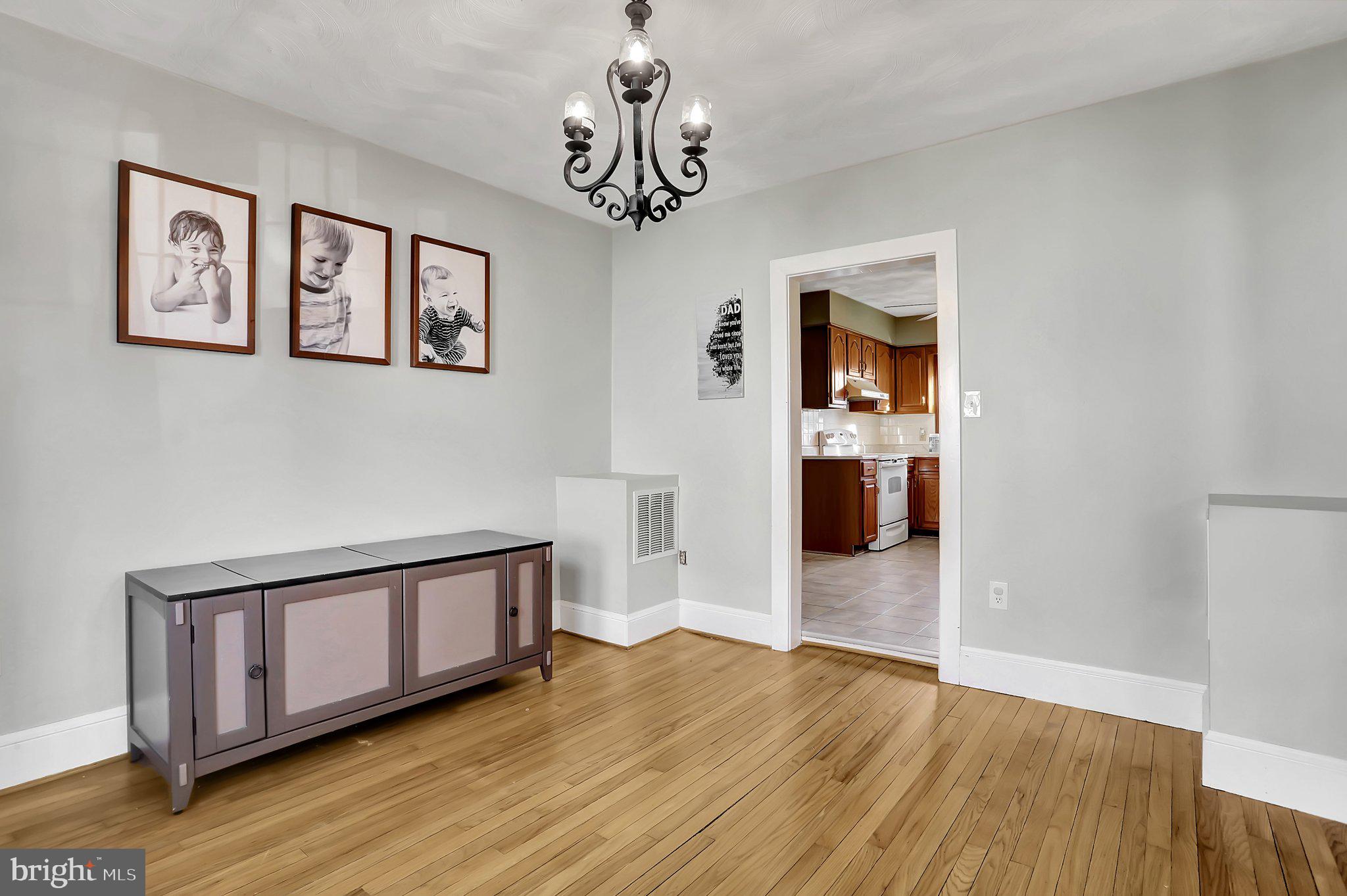 CHARLES TOWN - Residential