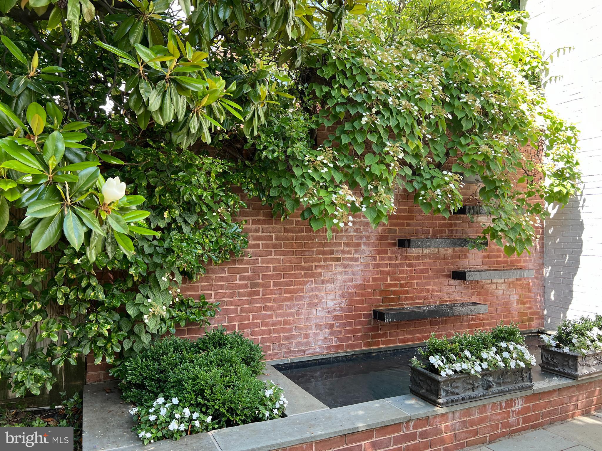 GEORGETOWN - Residential