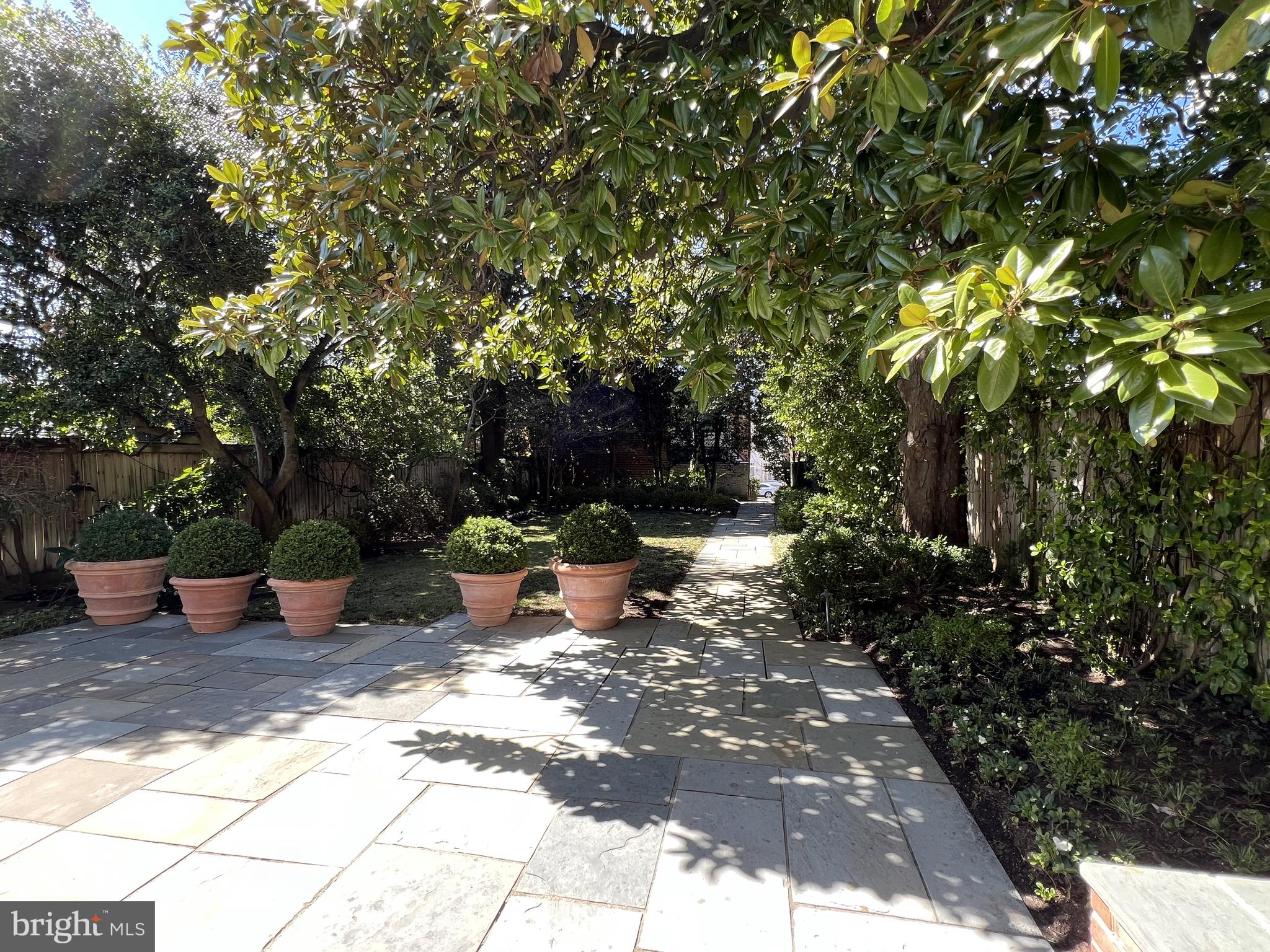 GEORGETOWN - Residential