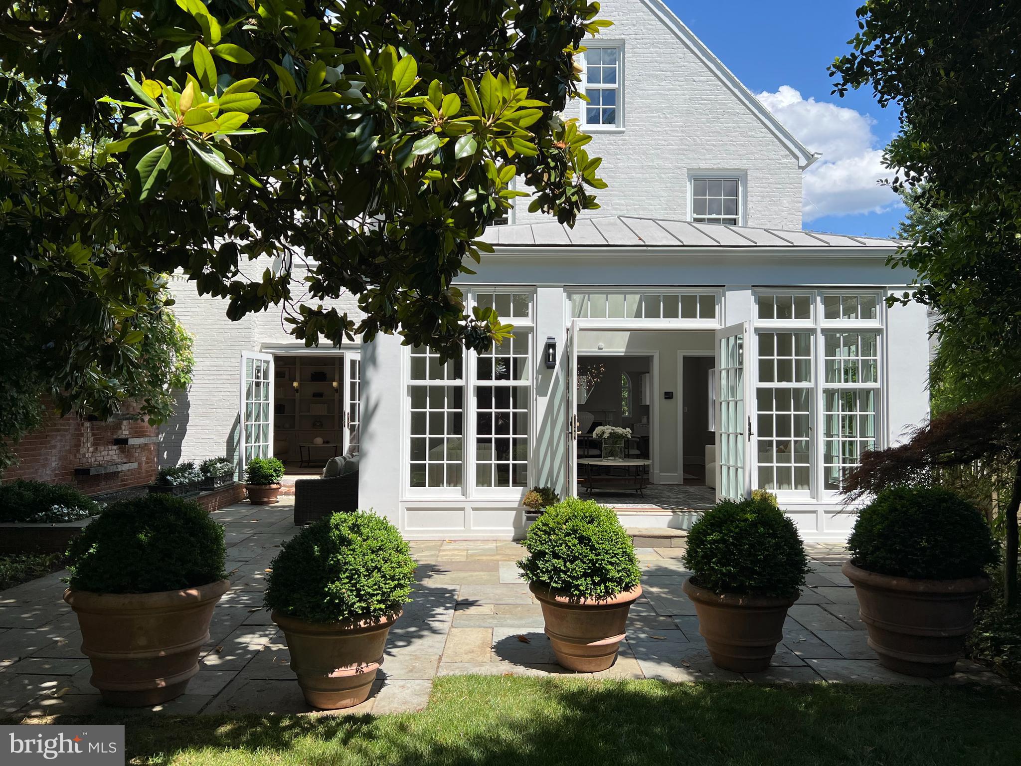 GEORGETOWN - Residential