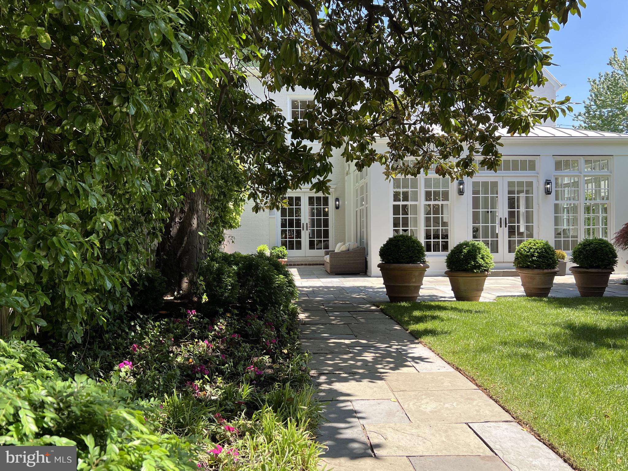 GEORGETOWN - Residential