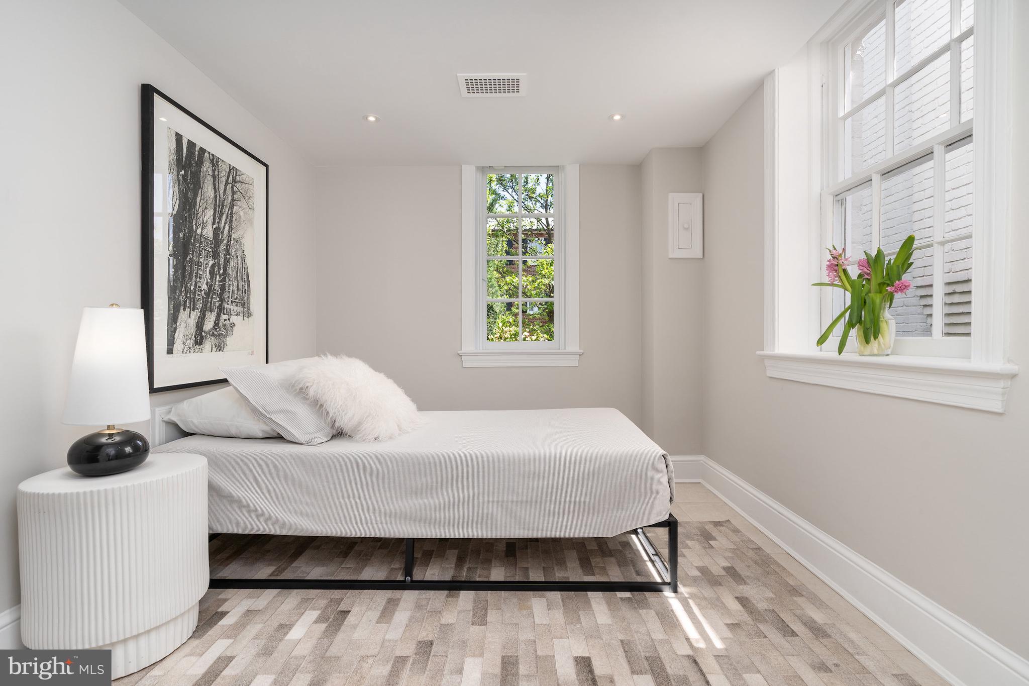 GEORGETOWN - Residential