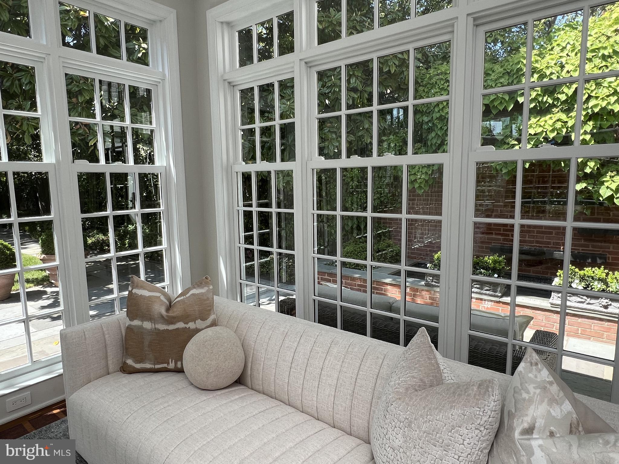 GEORGETOWN - Residential