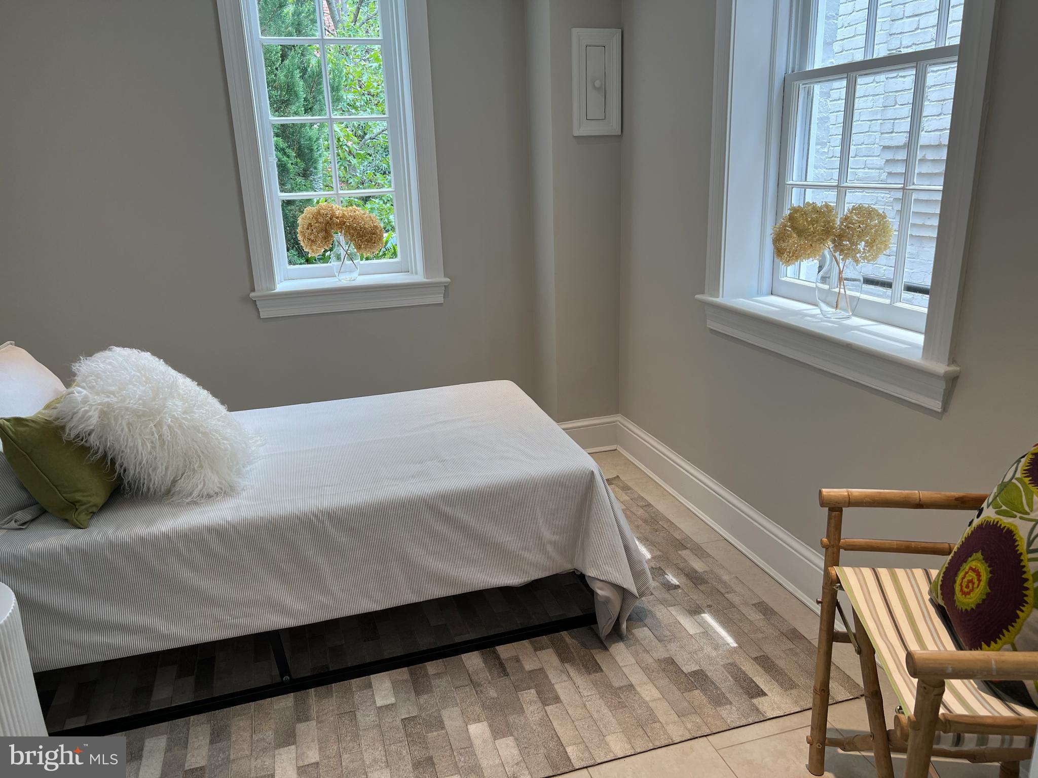 GEORGETOWN - Residential