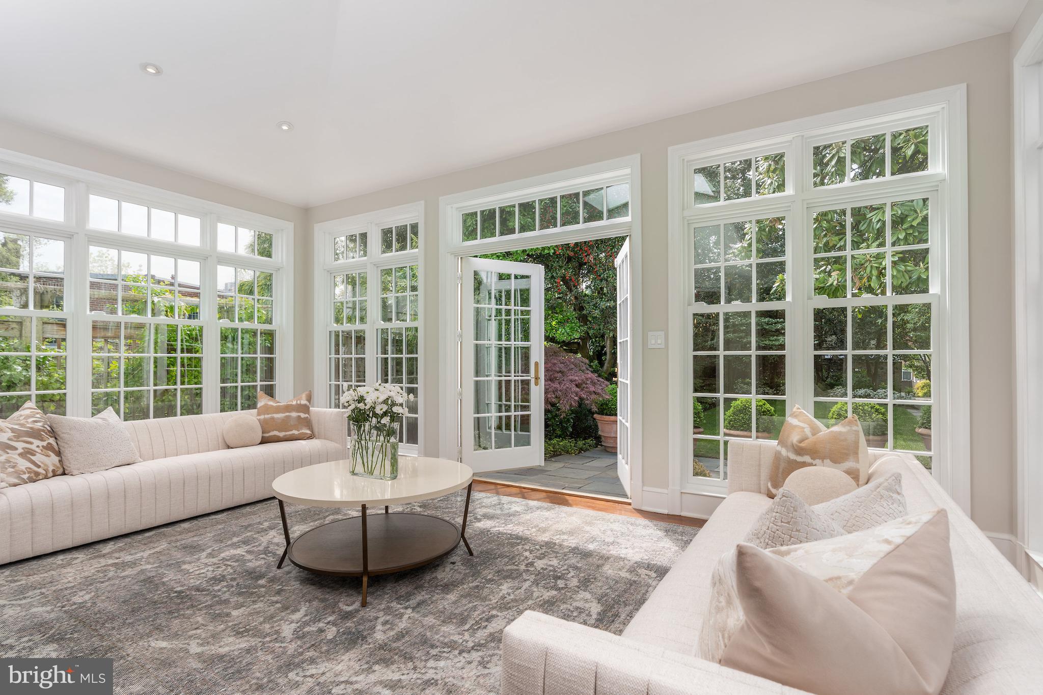 GEORGETOWN - Residential