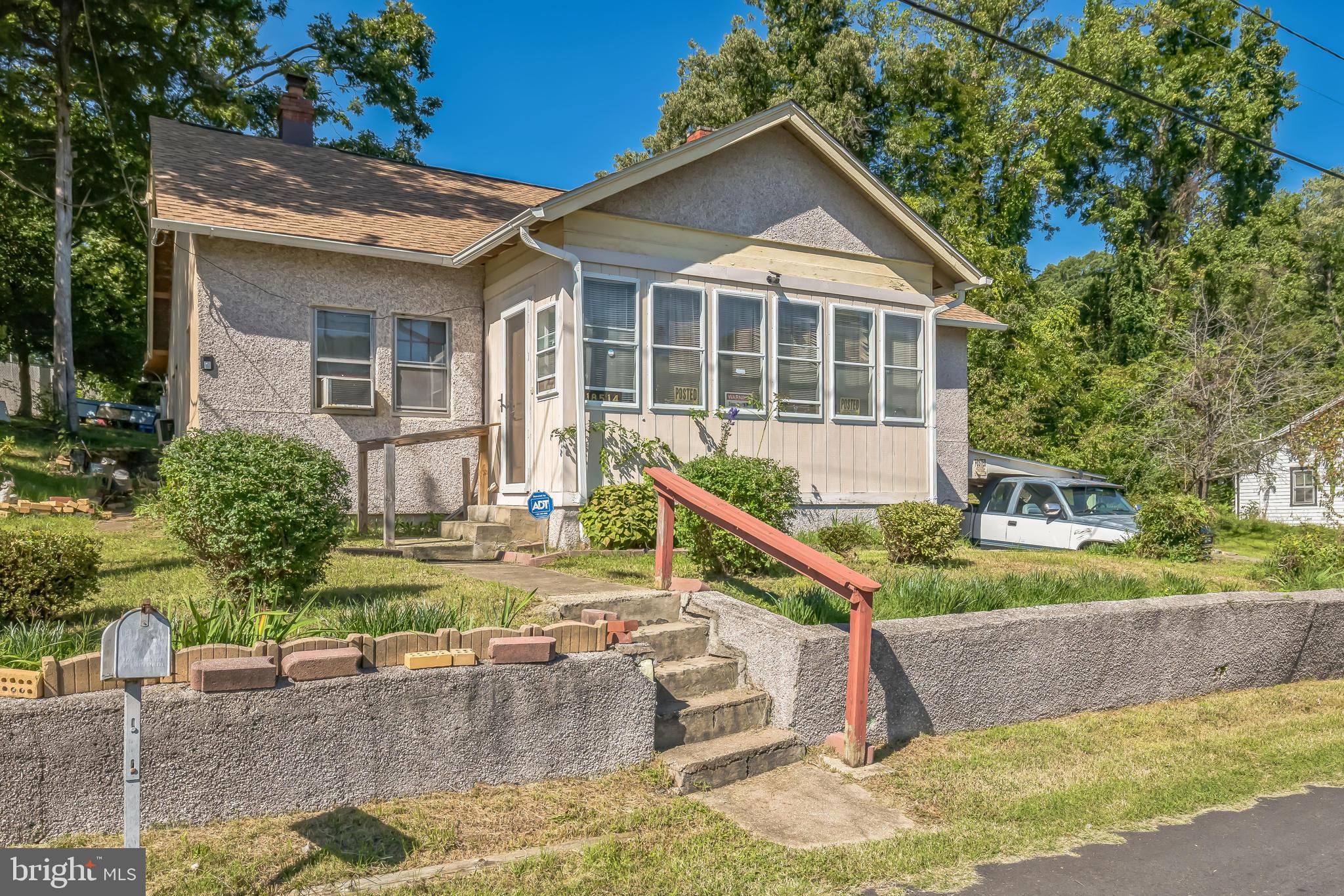 CATESBY HOWARD - Residential