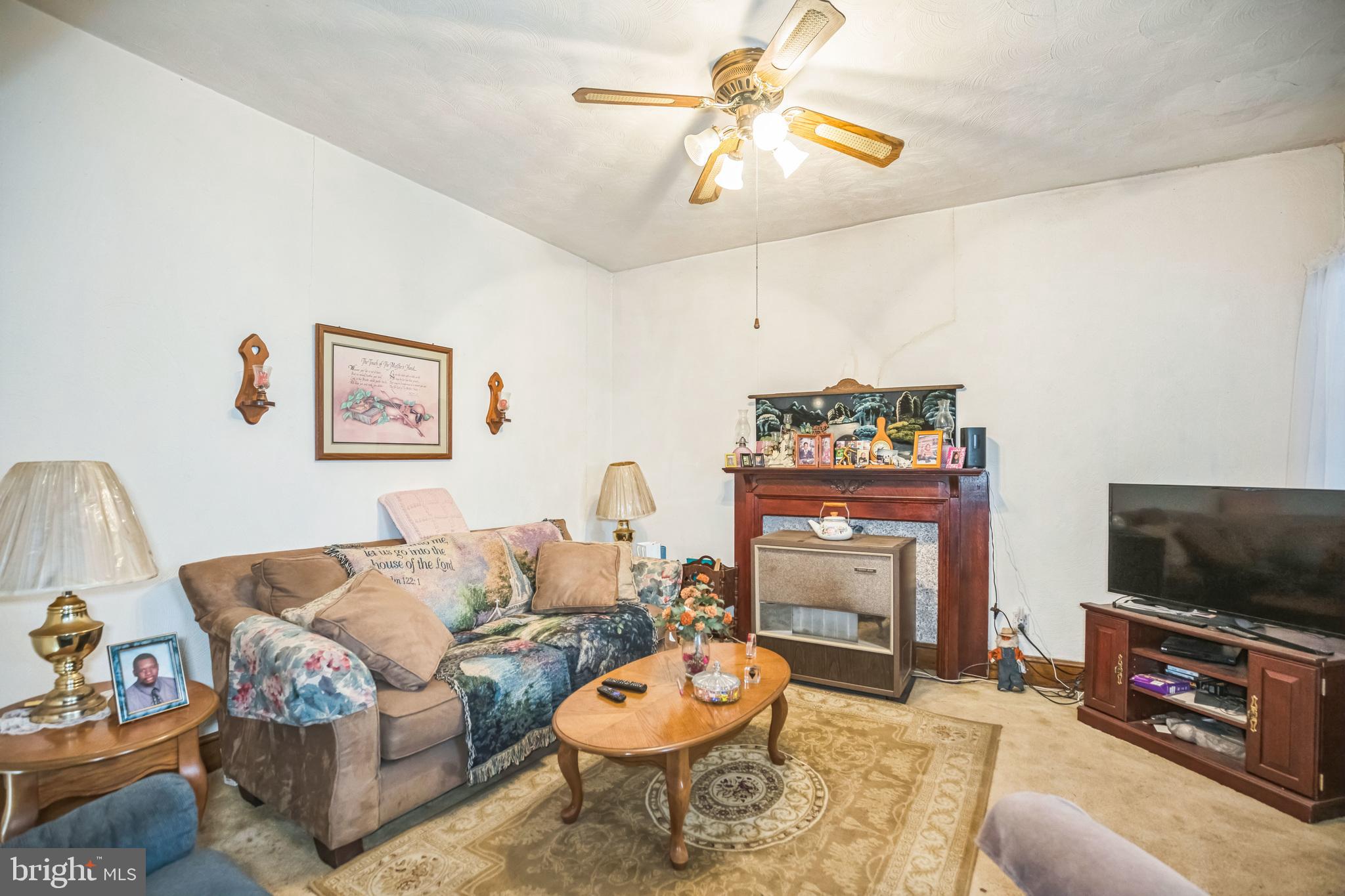 CATESBY HOWARD - Residential