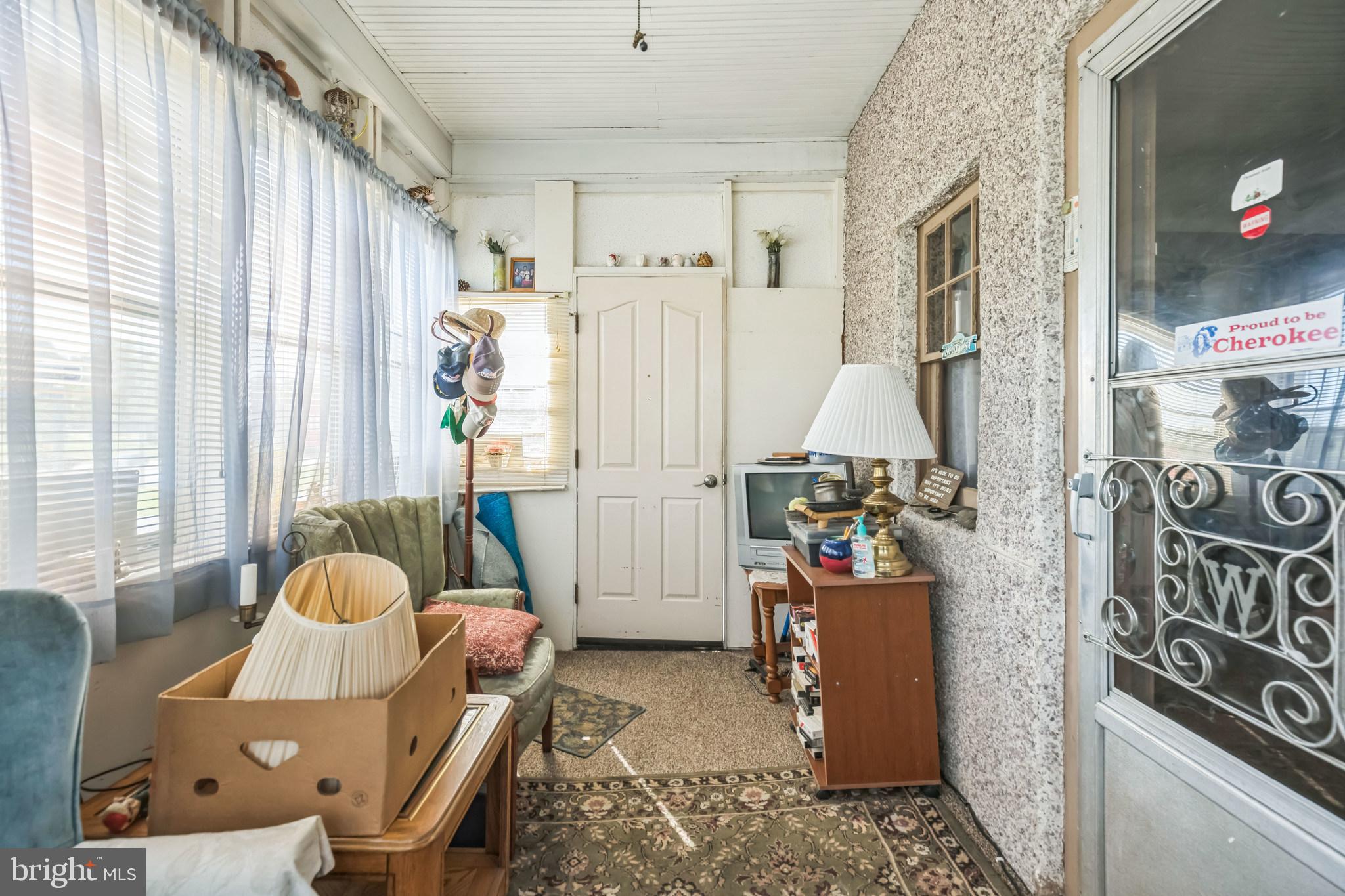 CATESBY HOWARD - Residential