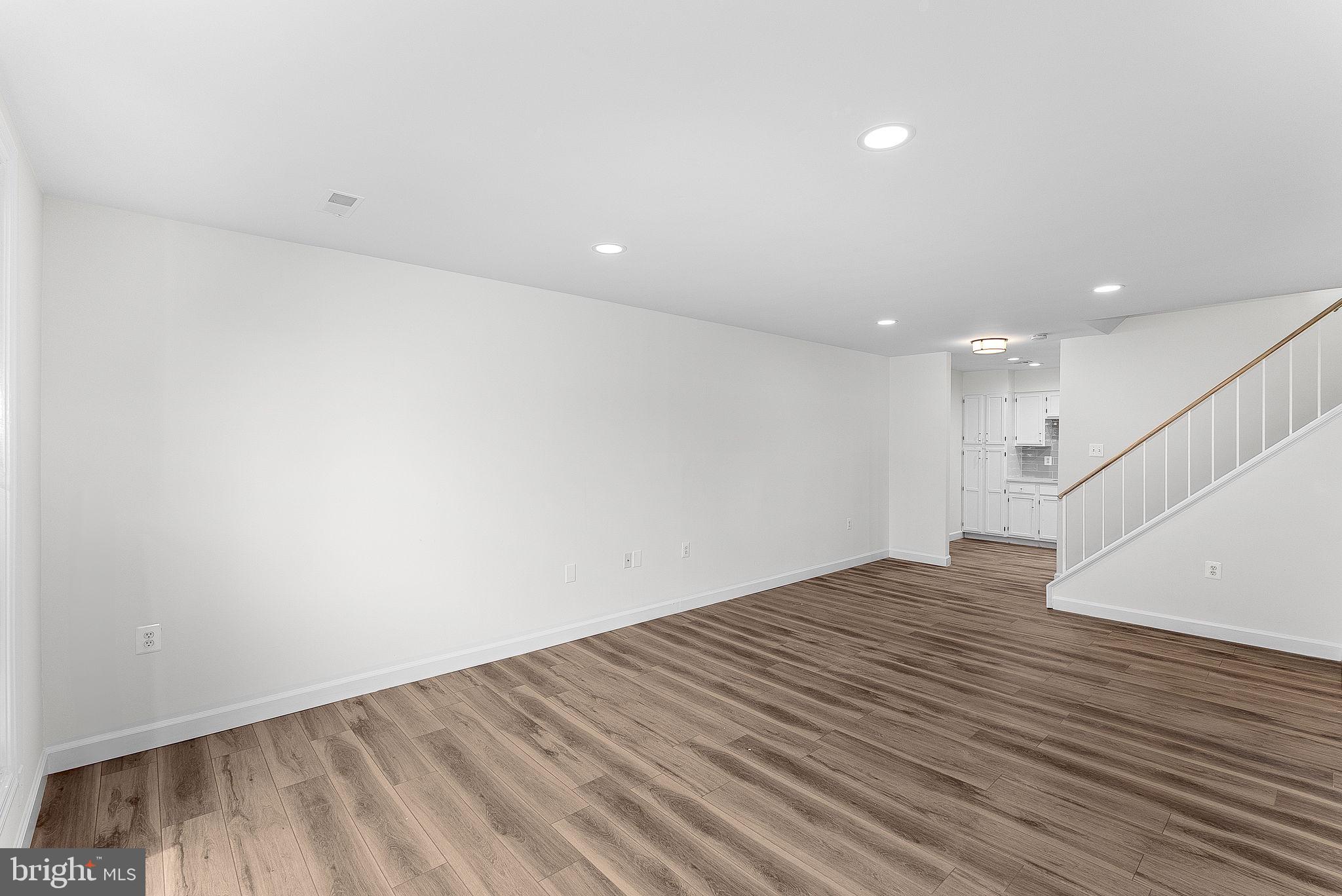 7530 EMERALD DRIVE