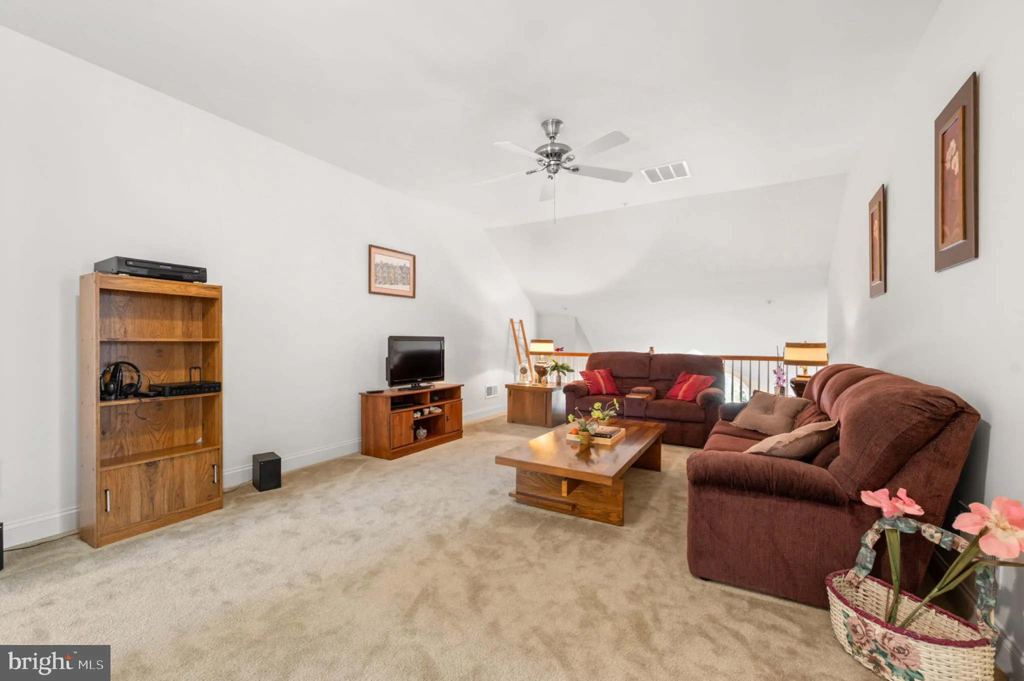 Phoenixville, Pennsylvania 19460, United States, 3 Bedrooms Bedrooms, ,3 BathroomsBathrooms,Residential,Active,223425