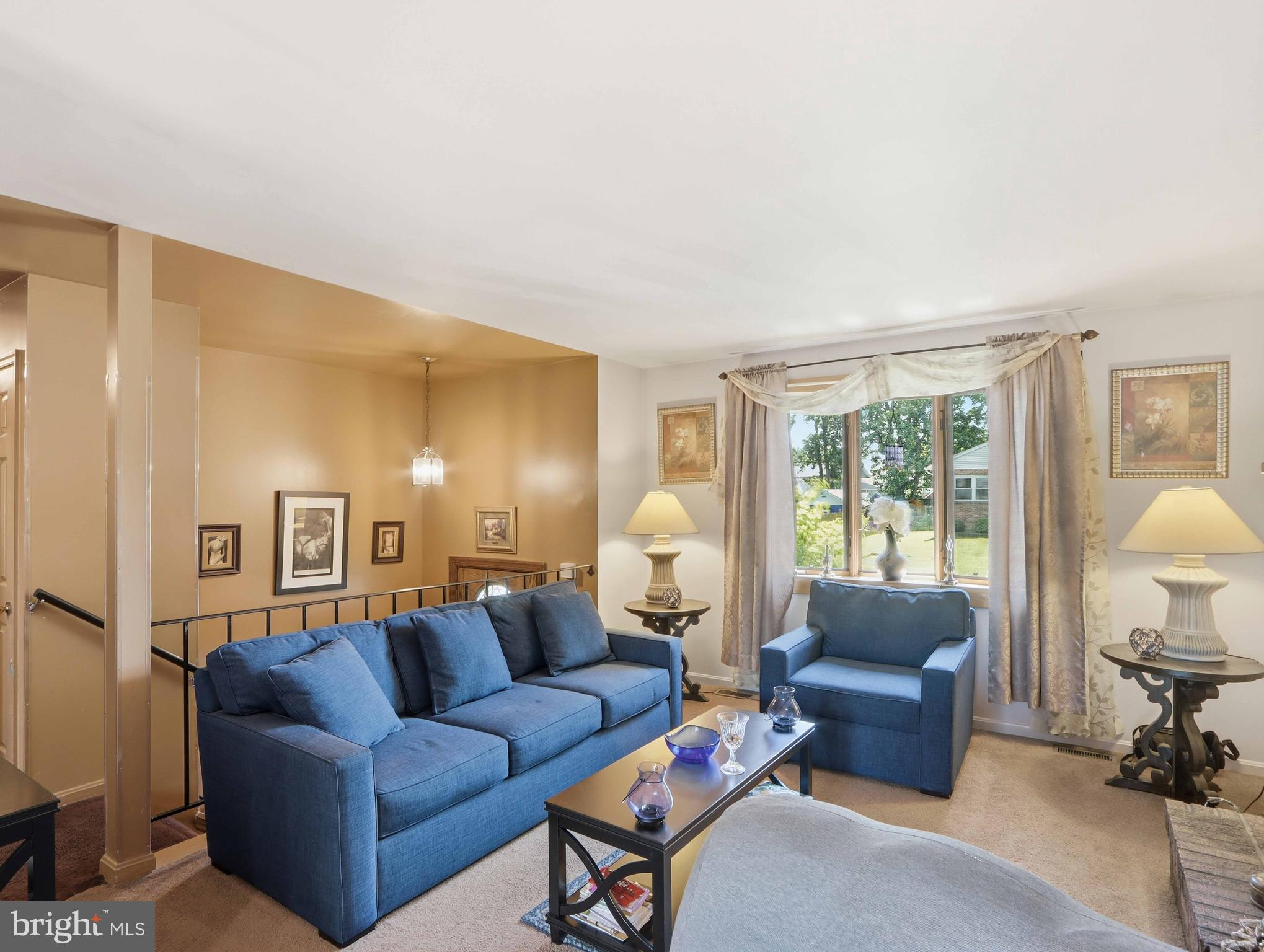CATONSVILLE MANOR - Residential