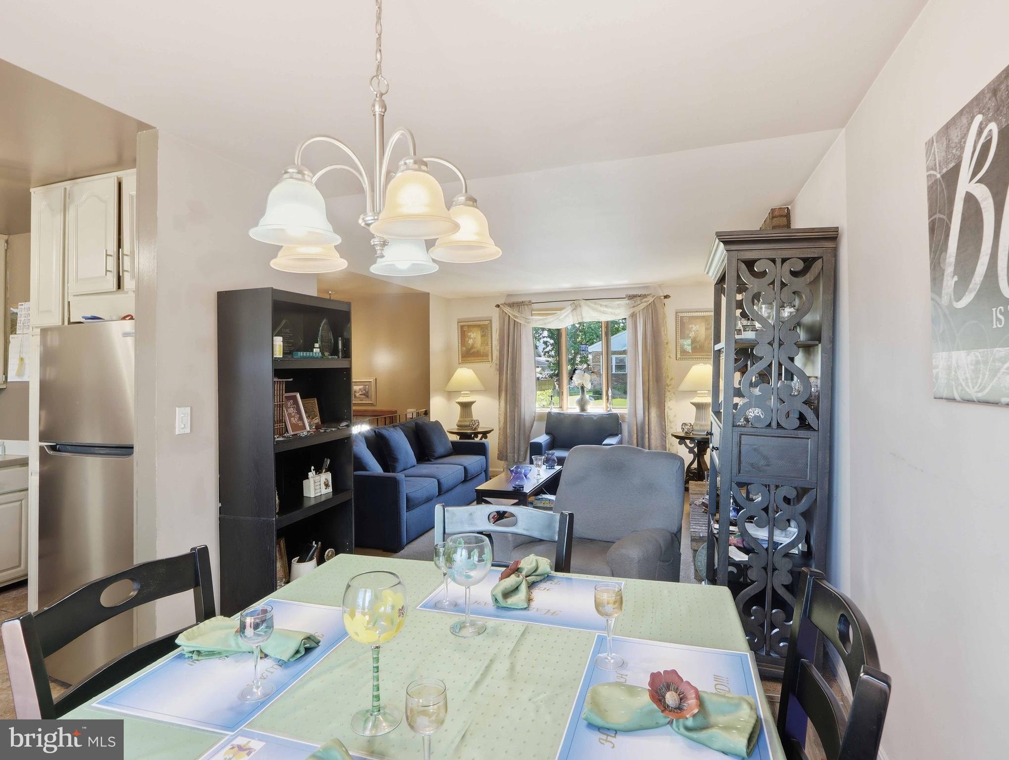 CATONSVILLE MANOR - Residential