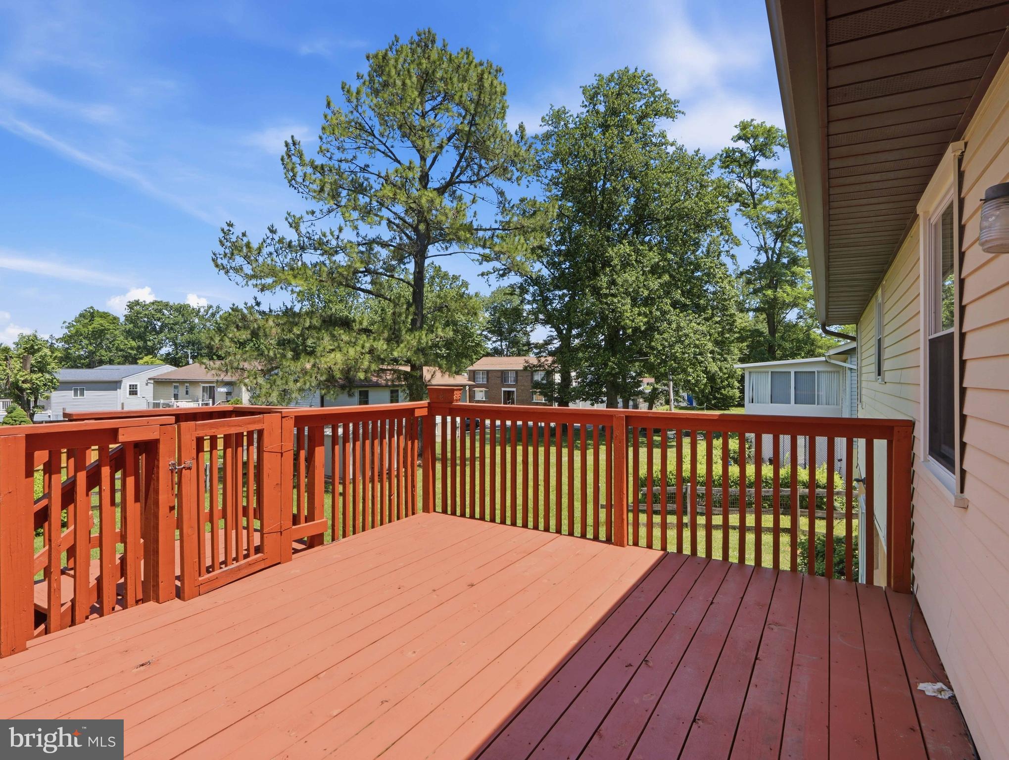CATONSVILLE MANOR - Residential