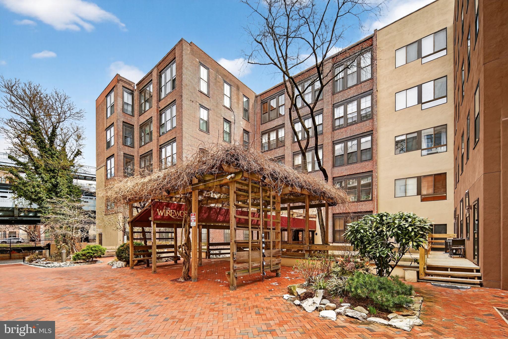 OLD CITY - Residential