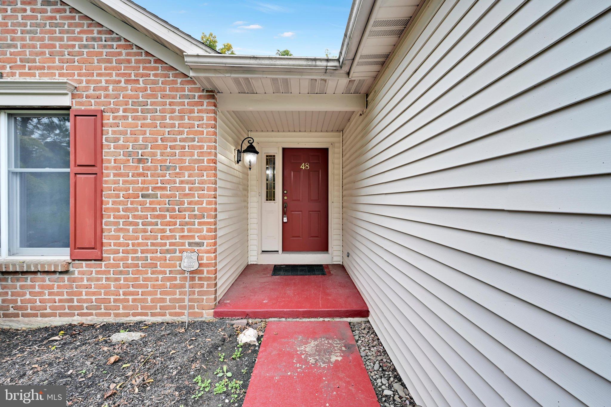 48 KINSEY HILL DRIVE