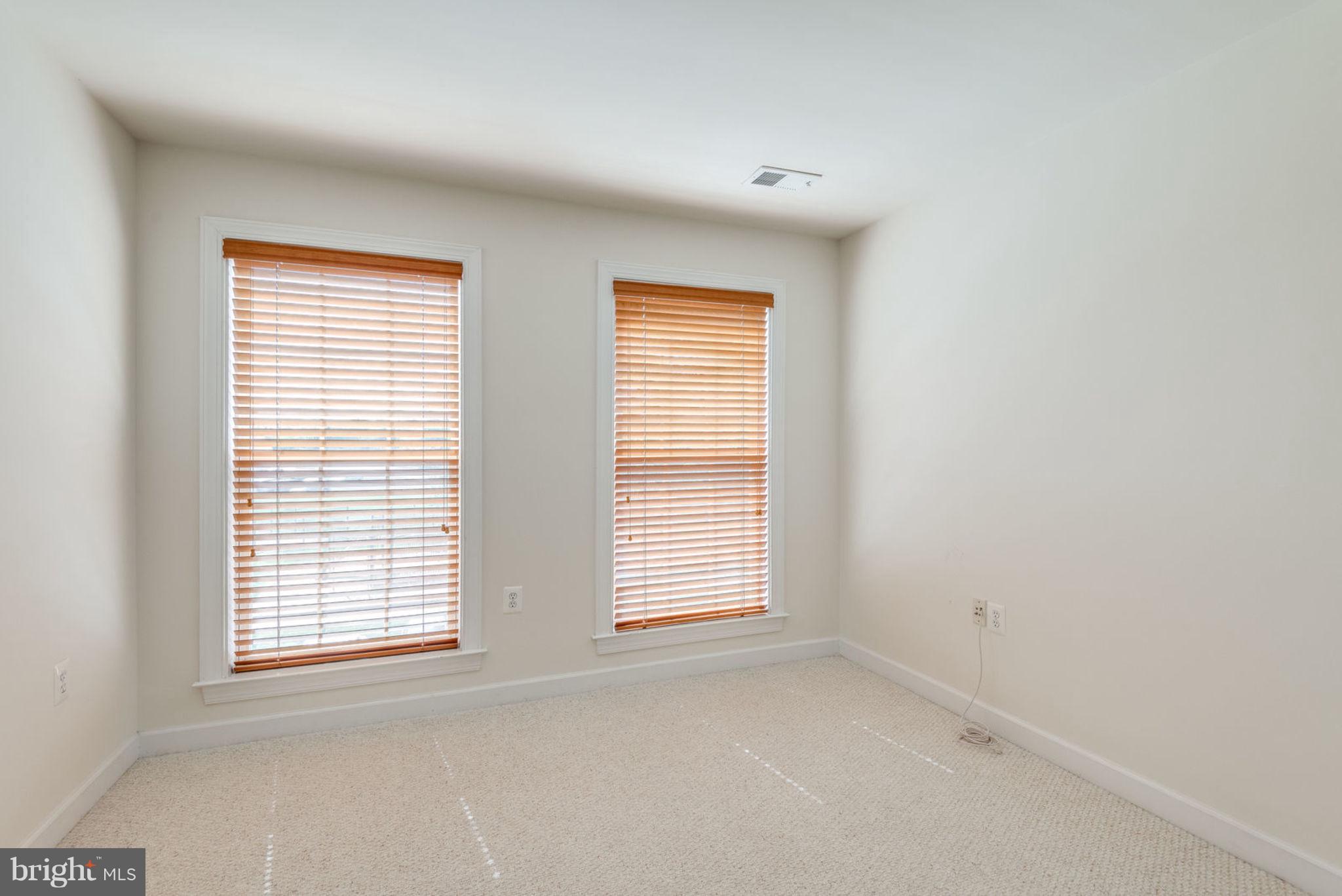 COPPERMINE CROSSING - Residential