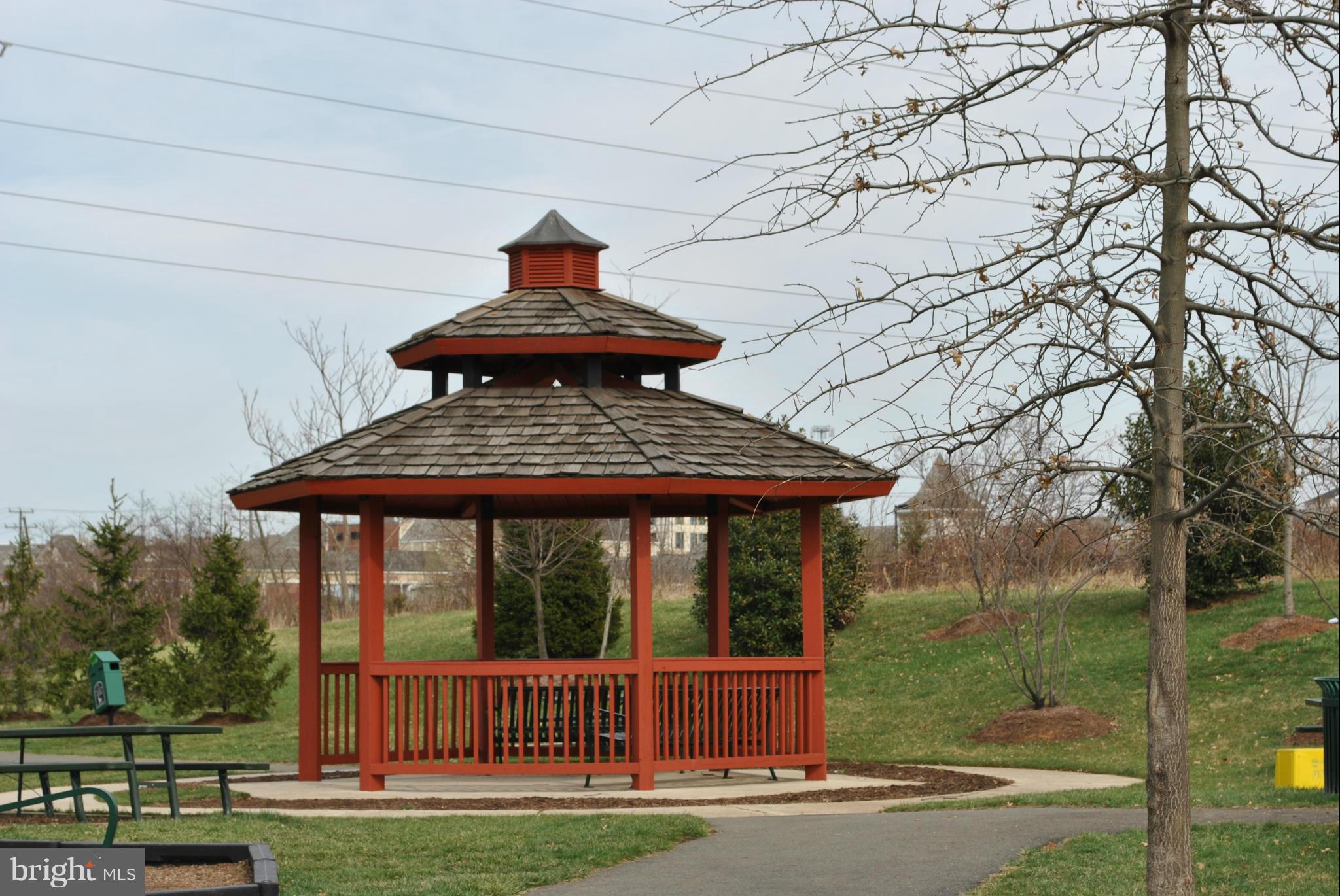 COPPERMINE CROSSING - Residential