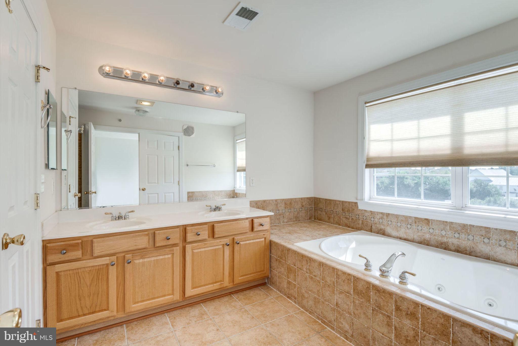 COPPERMINE CROSSING - Residential