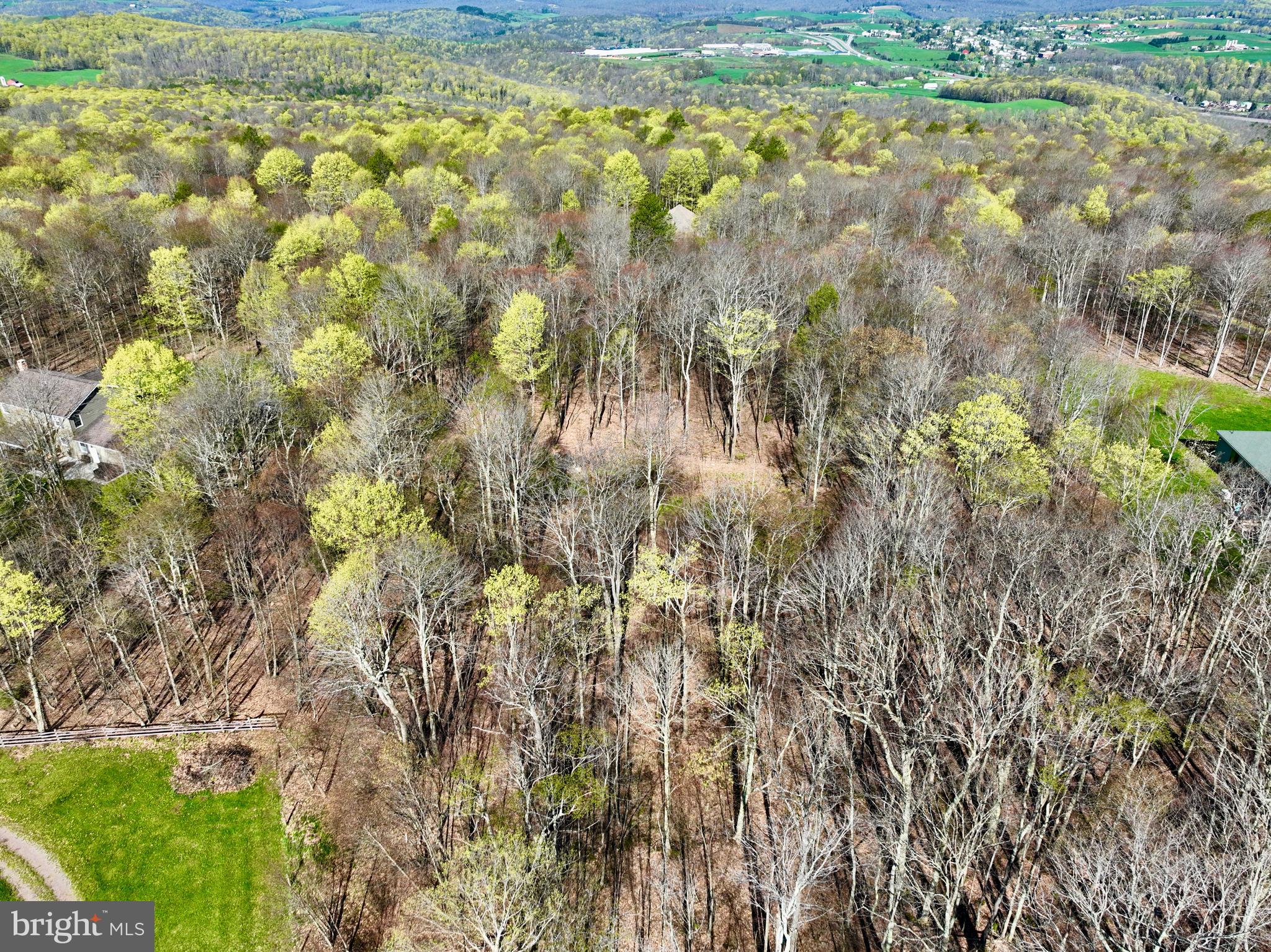 SERENITY ESTATES - Land