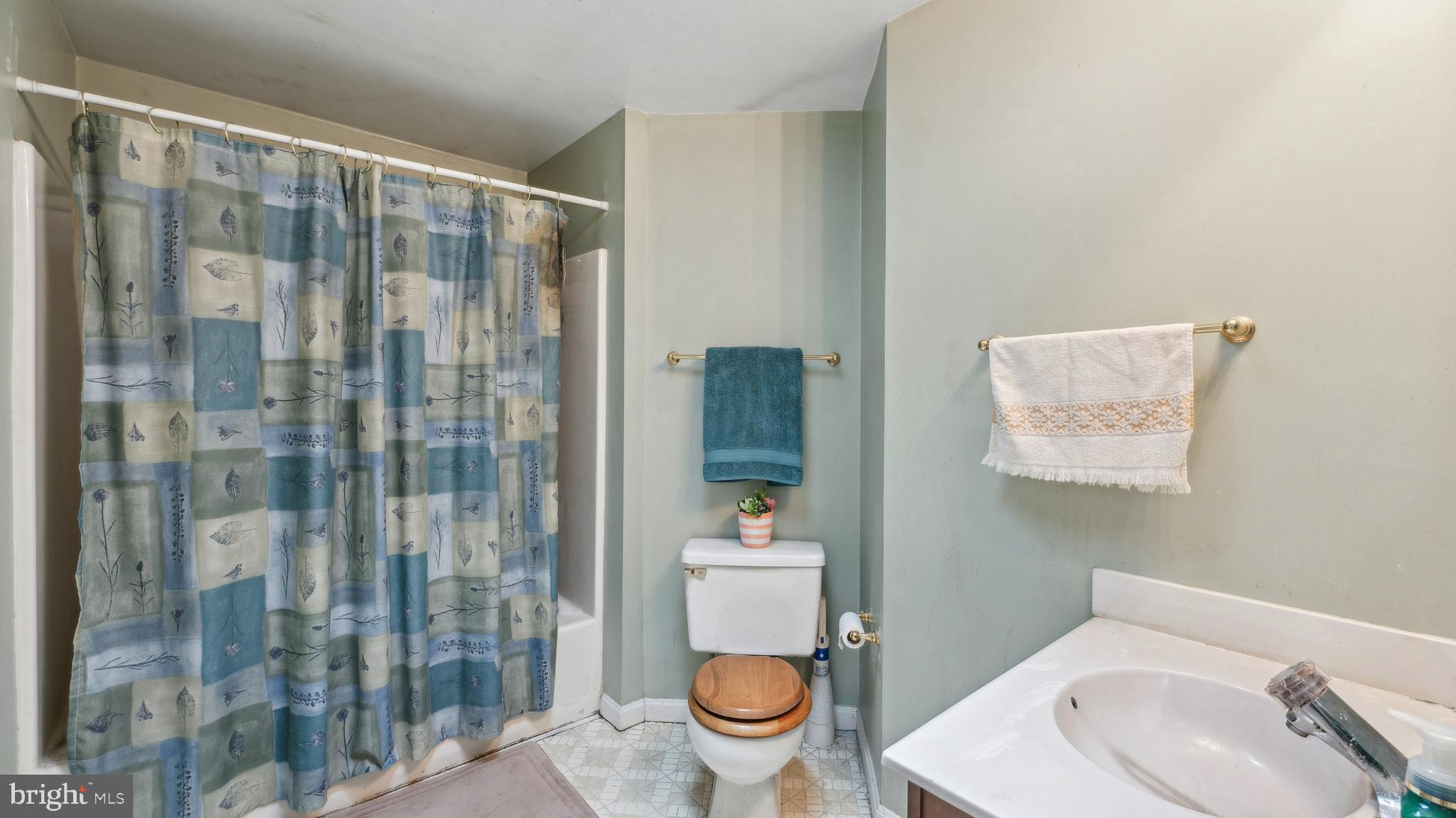 CHERRY BRAE - Residential