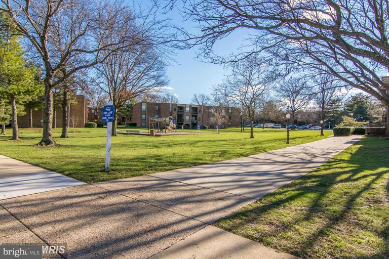 FAIRWINDS ON SEVERN - Residential