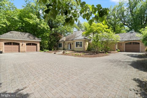 4015 N RANDOLPH STREET ARLINGTON VA 22207