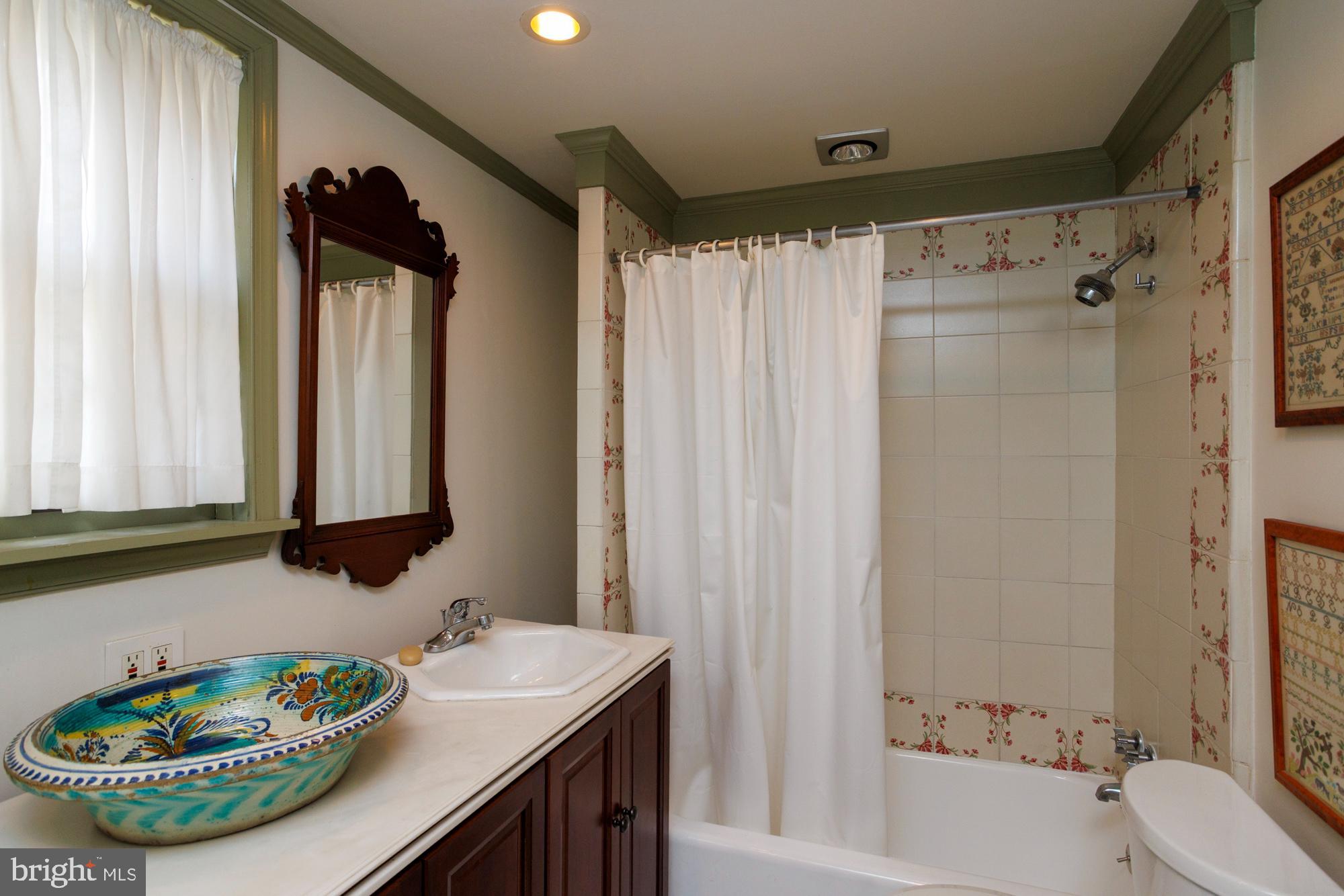 WASHINGTON SQ WEST - Residential