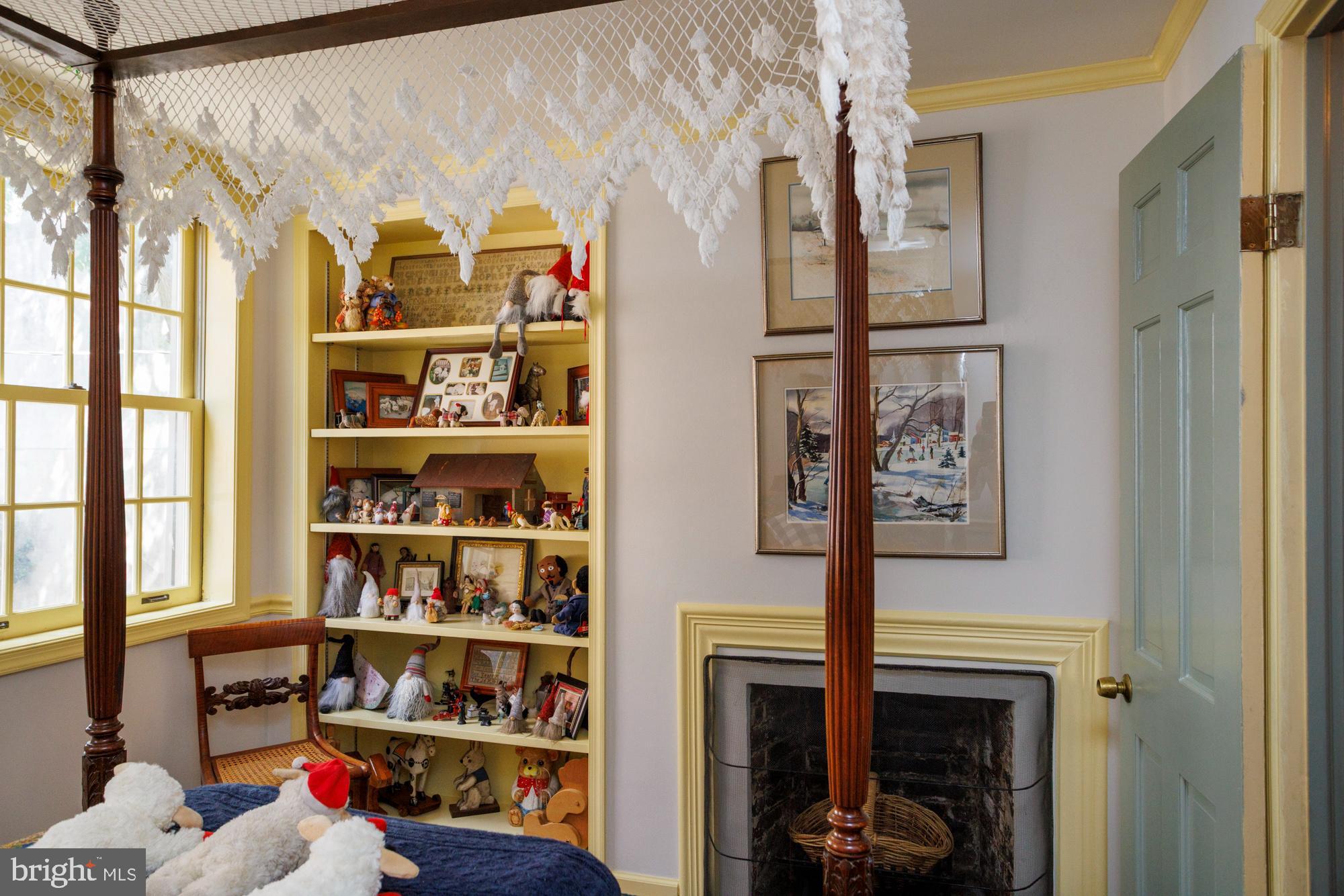 WASHINGTON SQ WEST - Residential