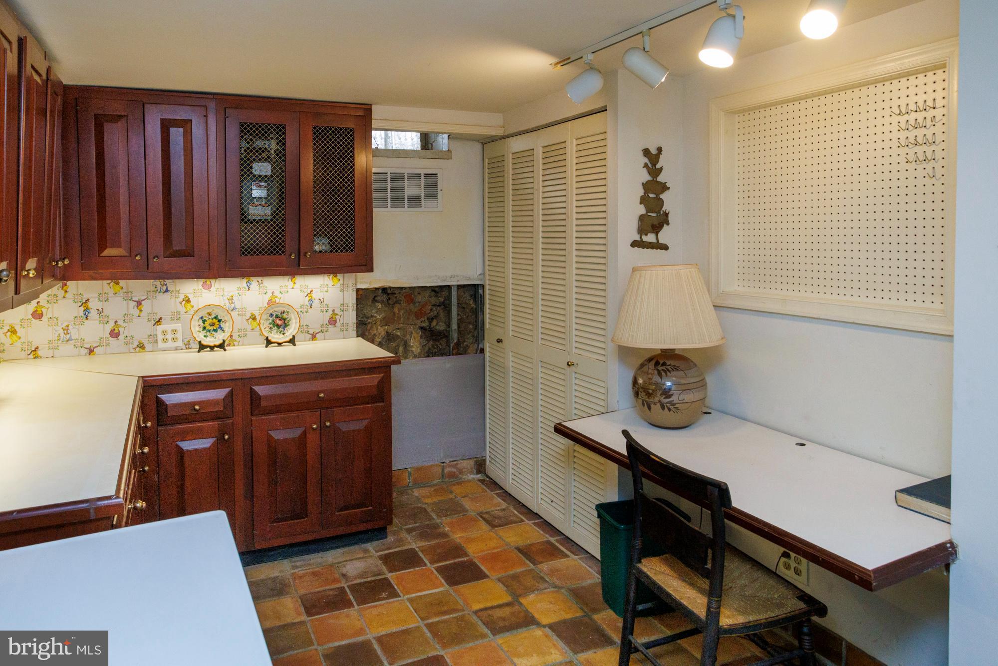 WASHINGTON SQ WEST - Residential