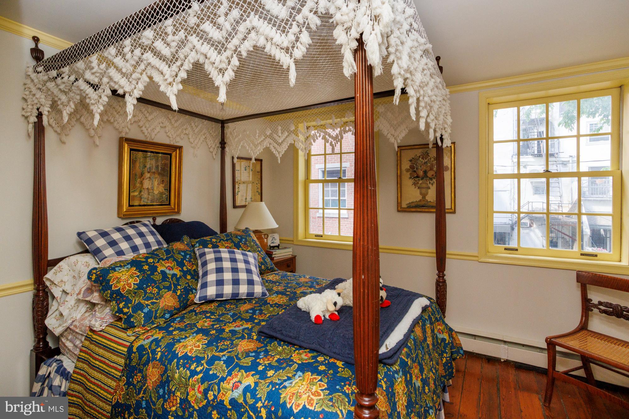 WASHINGTON SQ WEST - Residential