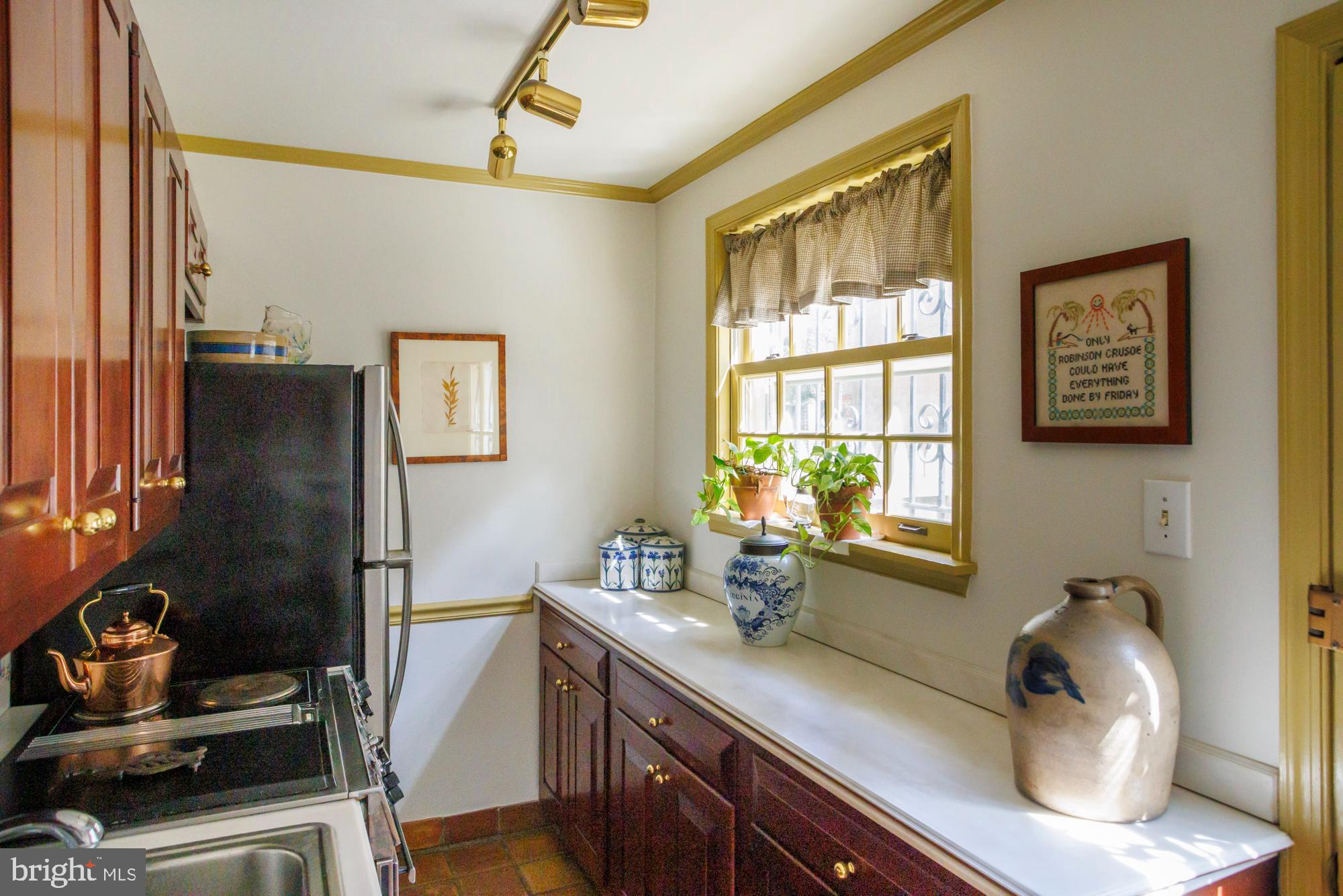 WASHINGTON SQ WEST - Residential