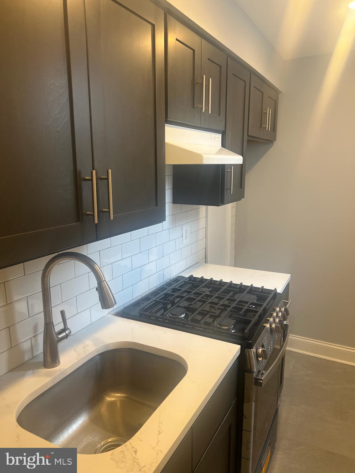 GRADUATE HOSPITAL - Residential Lease