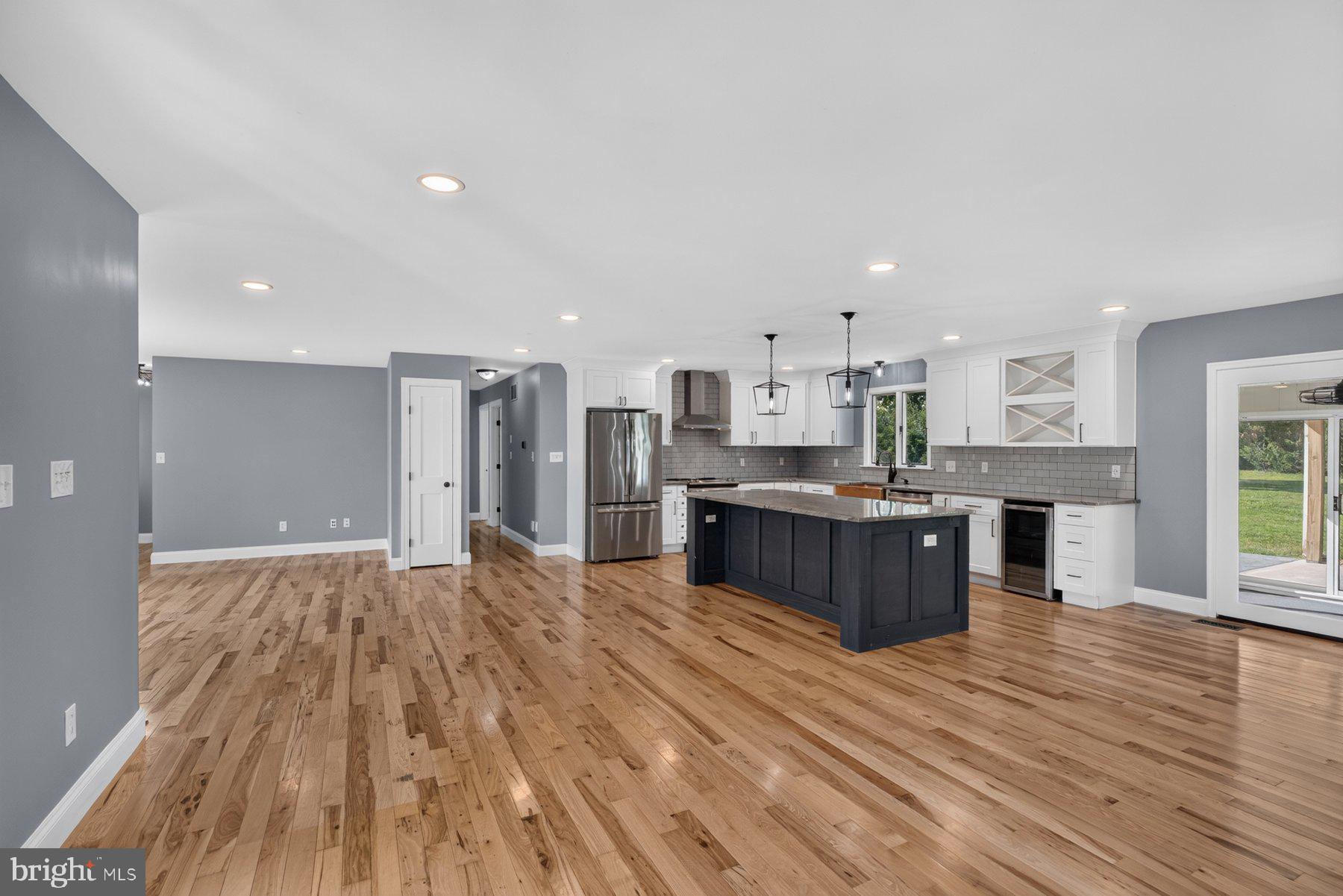 2322 AQUILAS DELIGHT