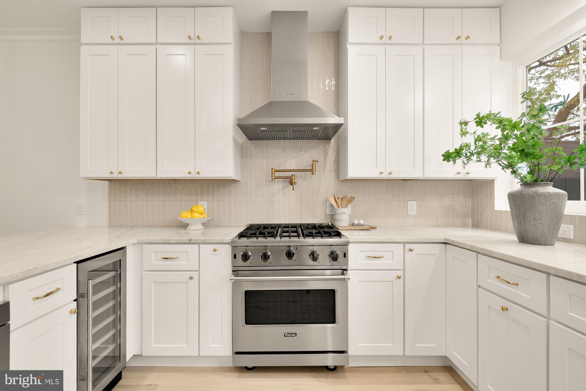 OLD TOWN ALEXANDRIA - Residential