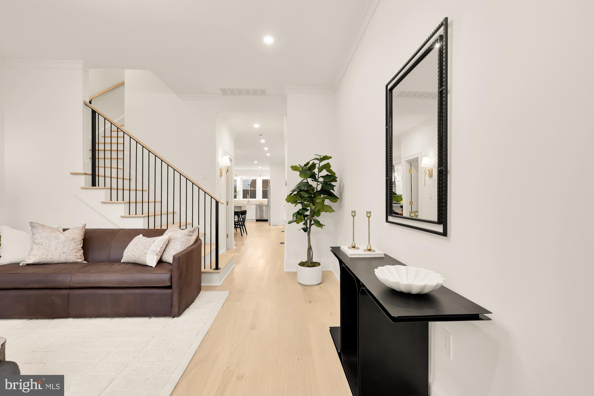 OLD TOWN ALEXANDRIA - Residential