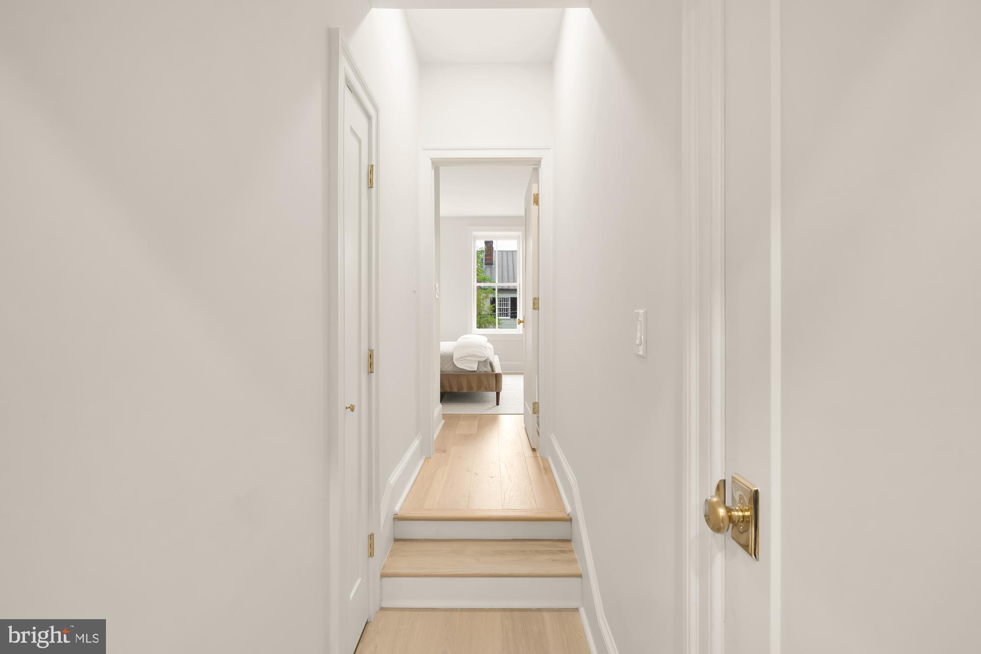 OLD TOWN ALEXANDRIA - Residential