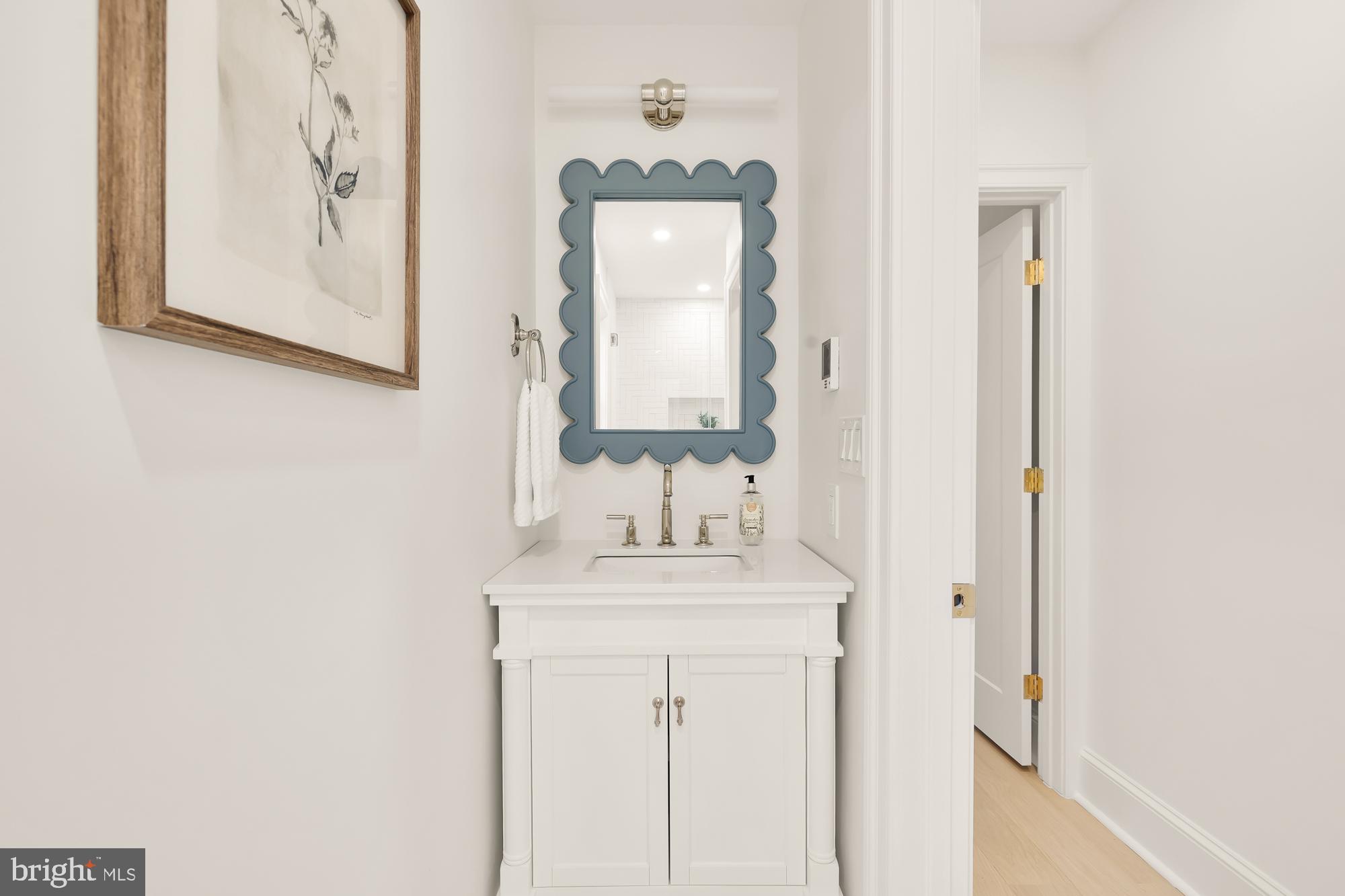 OLD TOWN ALEXANDRIA - Residential