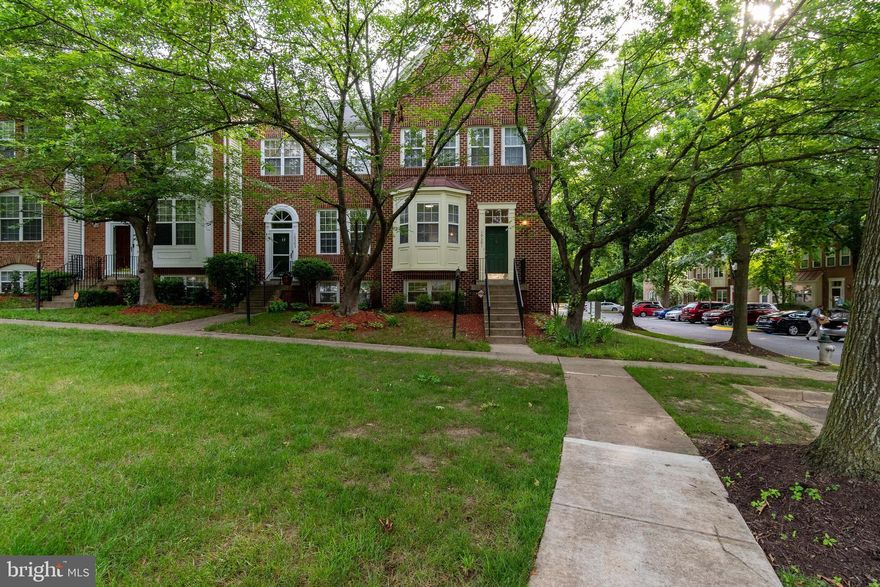 Amazing unit available in Woodside!   Turnkey 4 bedroom 3.5 bath, EOG, gleaming hardwood  floors in the dining room, new carpets throughout the upper levels and basement!  Freshly painted from top to bottom!  Spacious kitchen with table space, generously sized primary bedroom w/sitting area, lrg soaking tub, sep. shower, CALIFORNIA CLOSETS! Finished open basement w/FIREPLACE and 4th bedroom; FENCED YARD w/BRICK PATIO!Easy access to 495, 50, 295, shopping, restaurants, METRO!