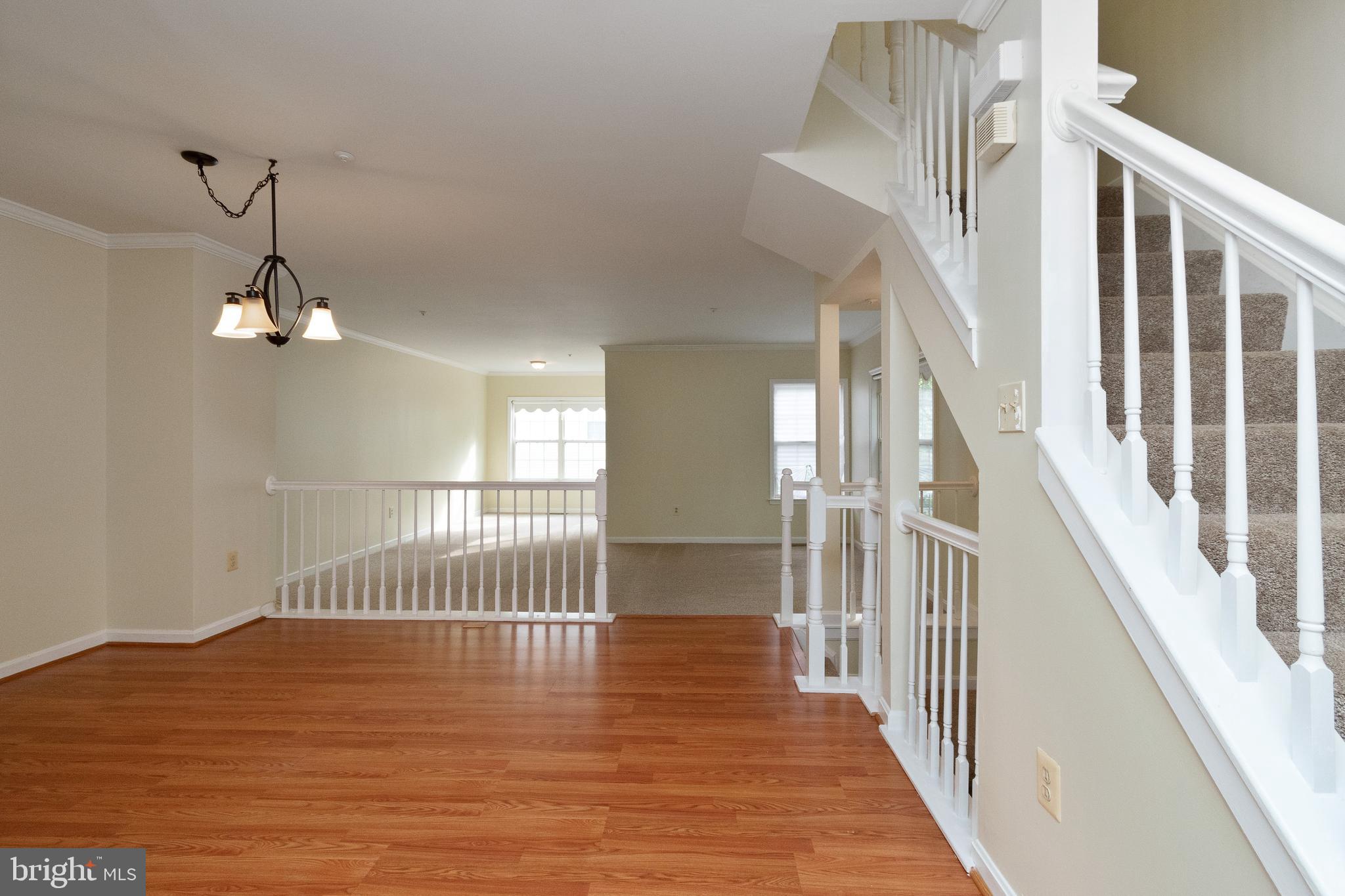 WOODVIEW VILLAGE WEST - Residential Lease