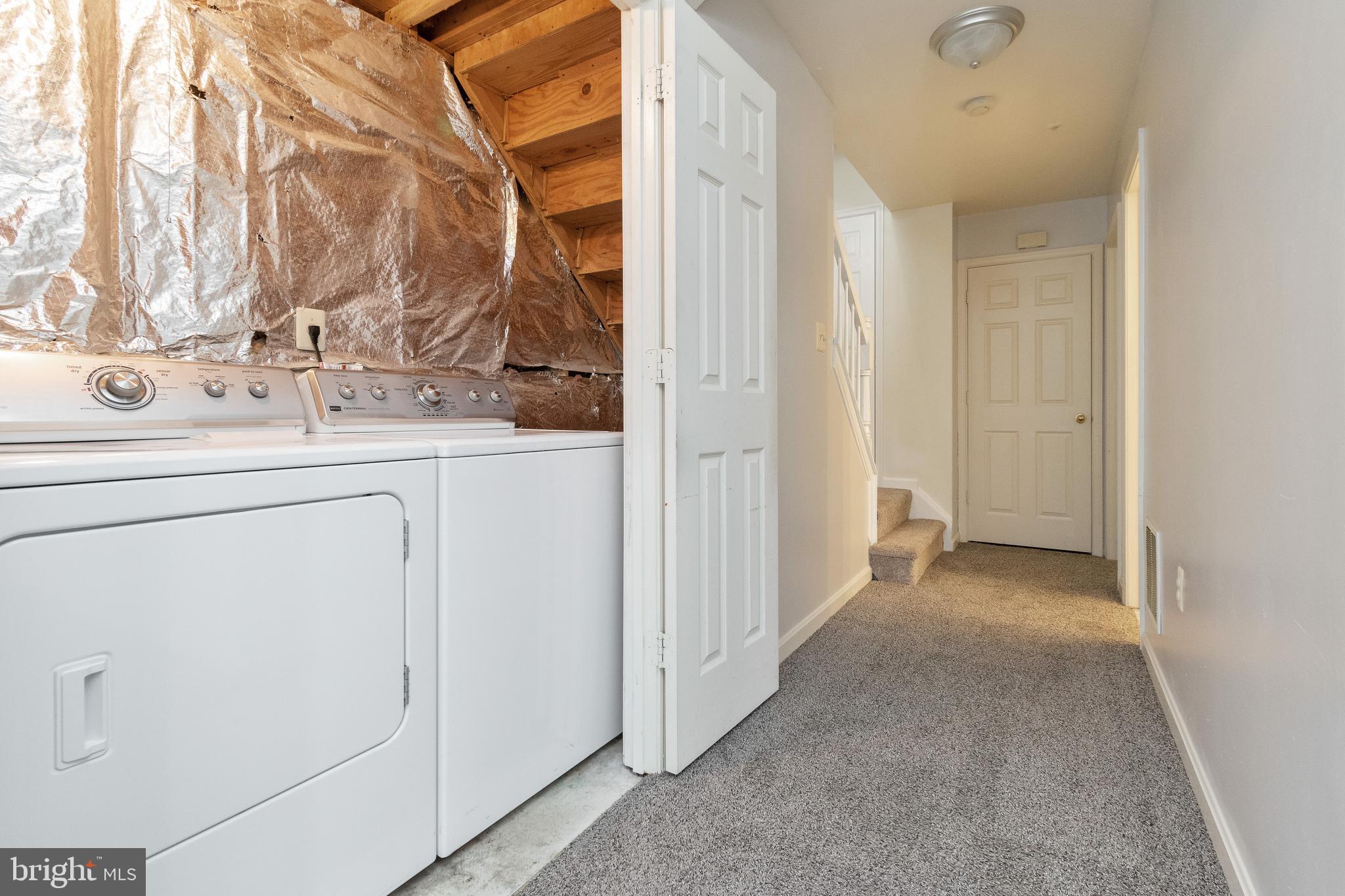 WOODVIEW VILLAGE WEST - Residential Lease