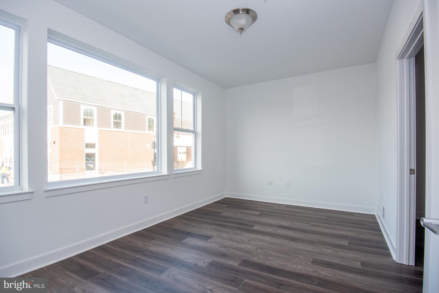 43 PRINCETON HIGHTSTOWN RD 2205