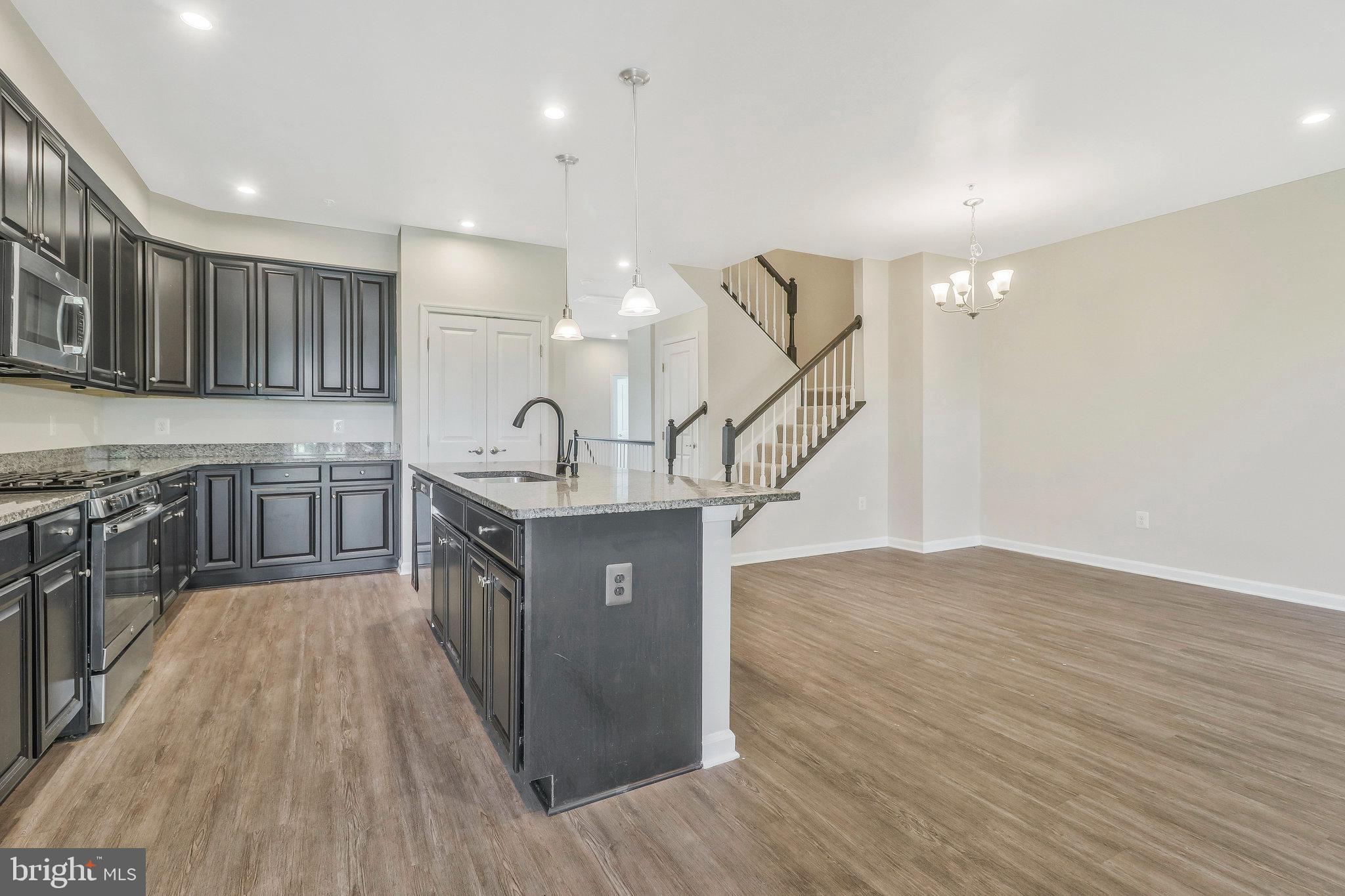 GLENN DALE CROSSING - Residential