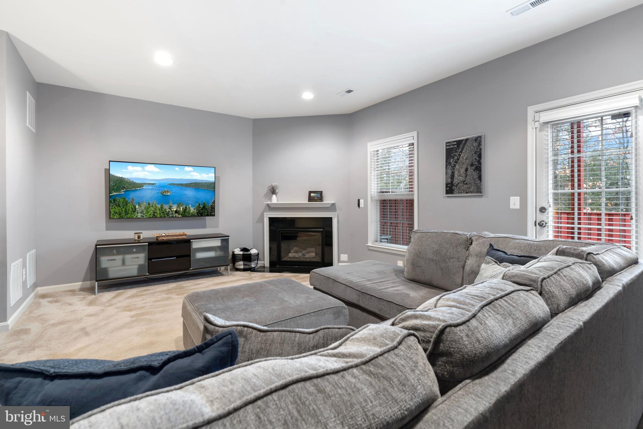 BELMONT TRACE - Residential