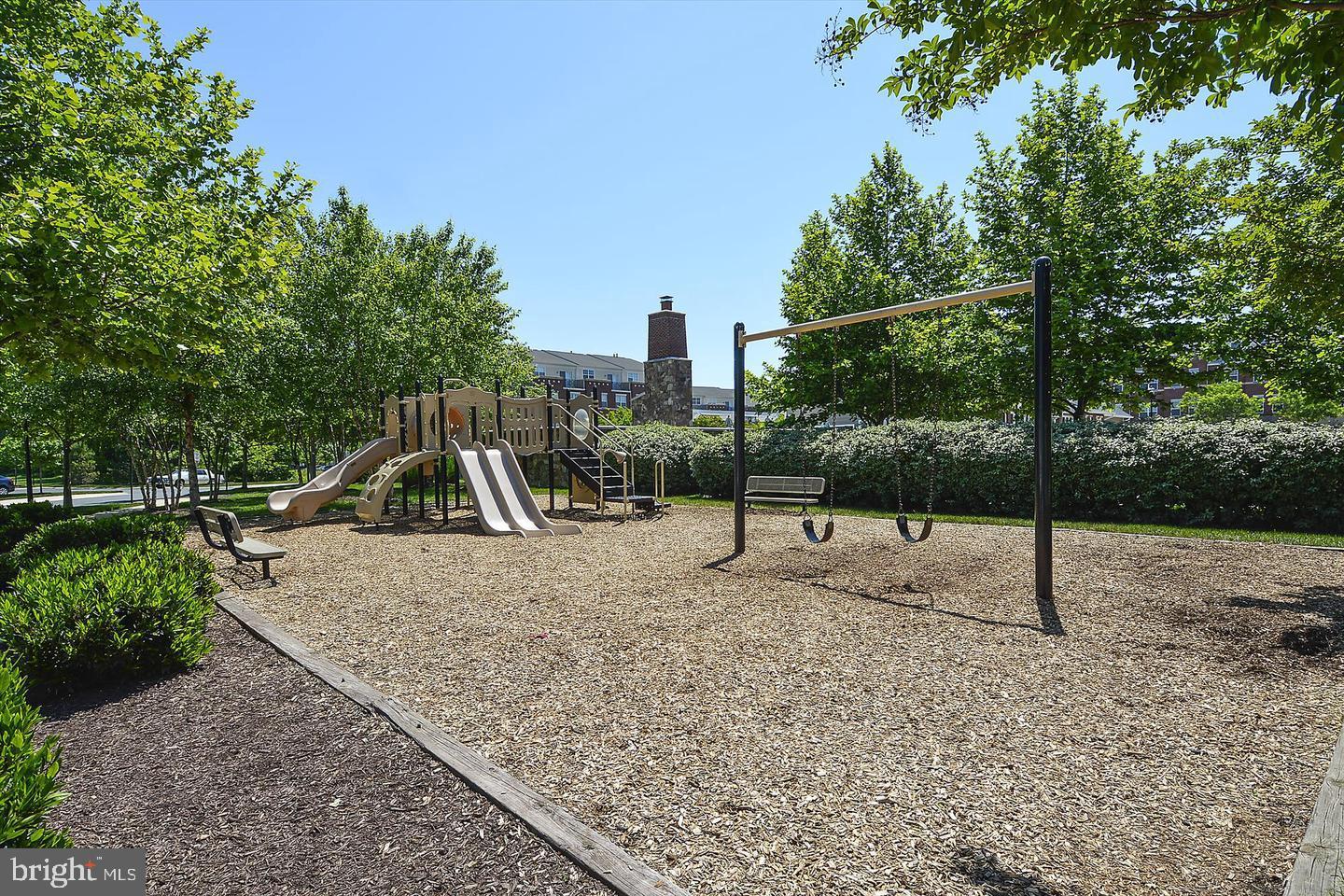 BELMONT TRACE - Residential