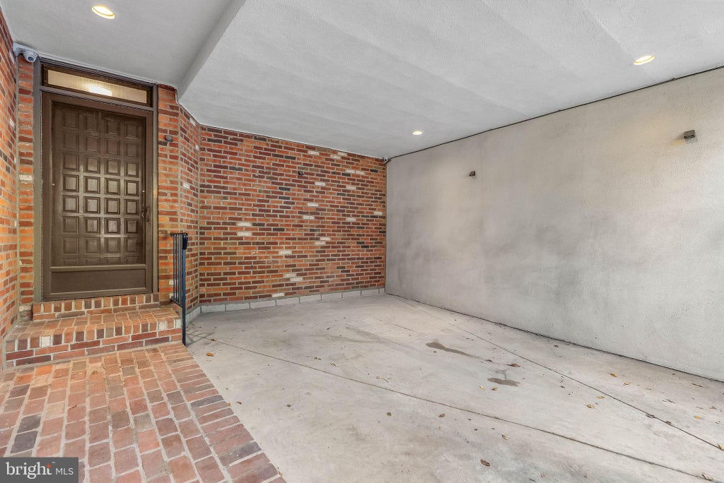 Photo of 956 S Front Street, PHILADELPHIA, PA 19147 (MLS # PAPH2680066)