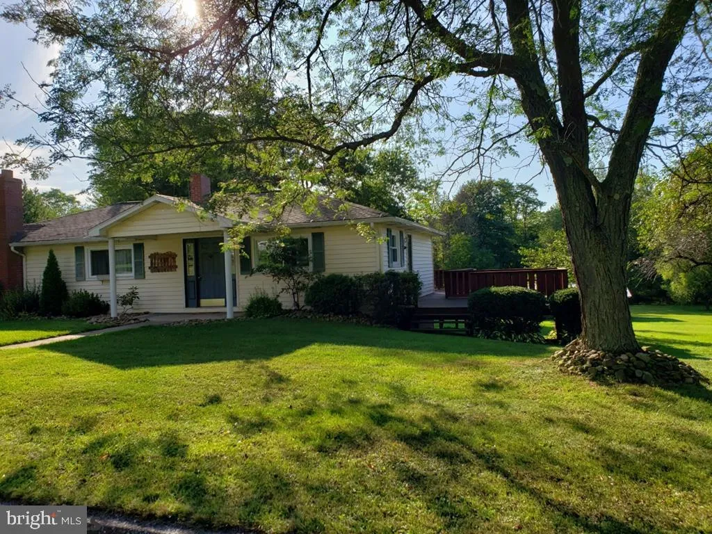 81 Fredricka Avenue, Curwensville, PA 16833