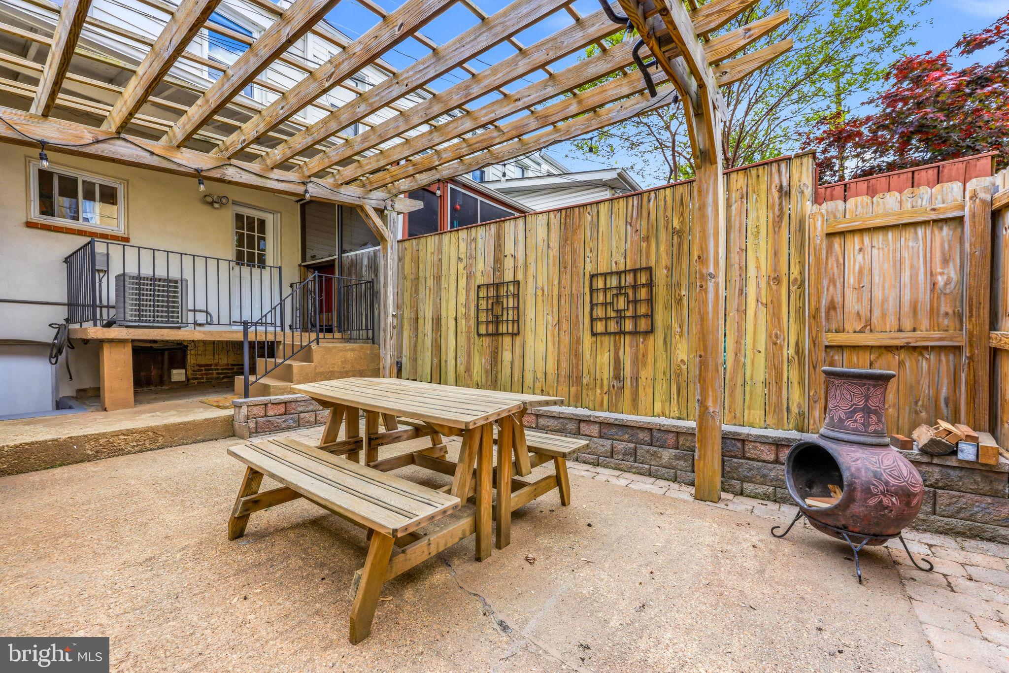 WYMAN PARK HAMPDEN - Residential