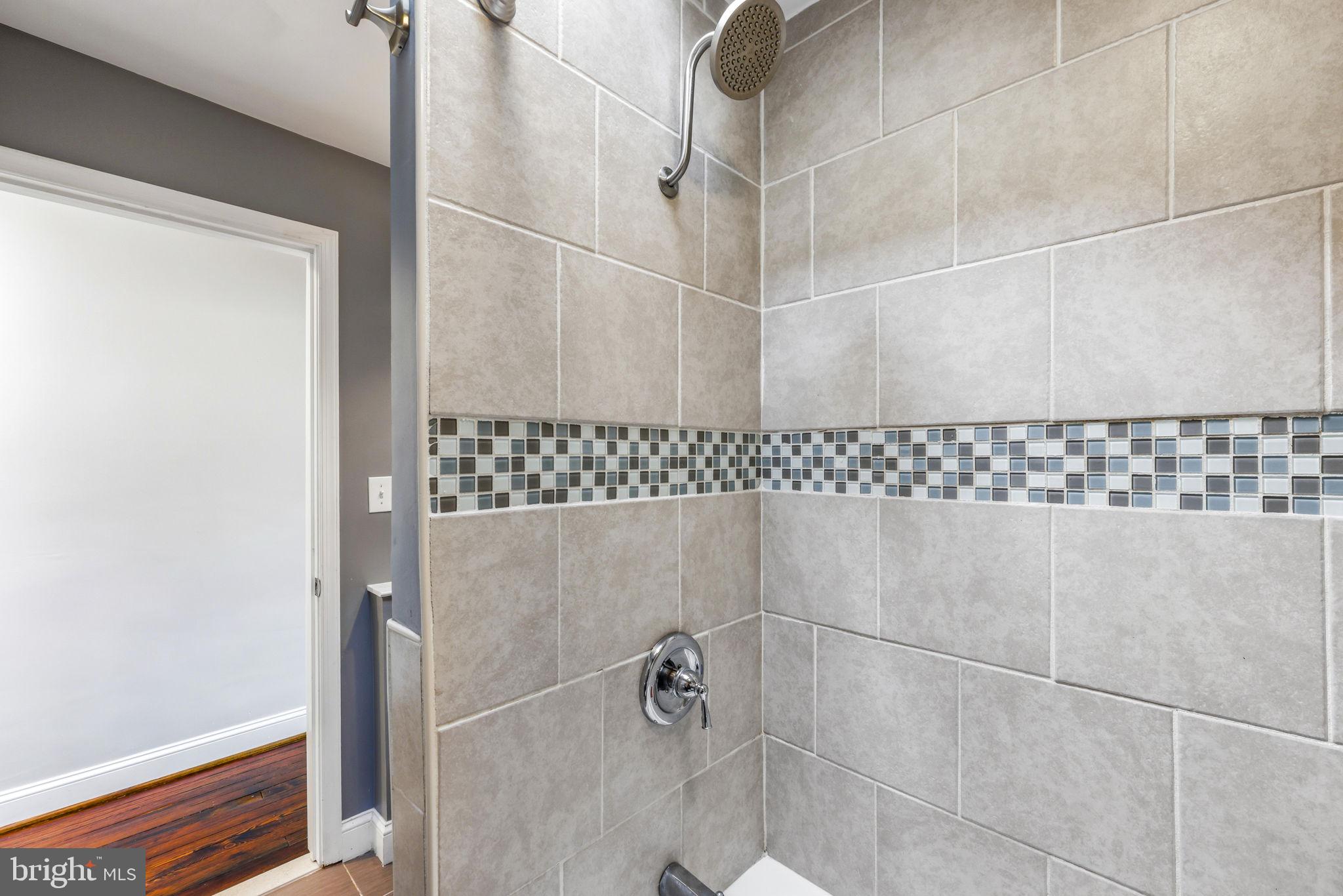 WYMAN PARK HAMPDEN - Residential